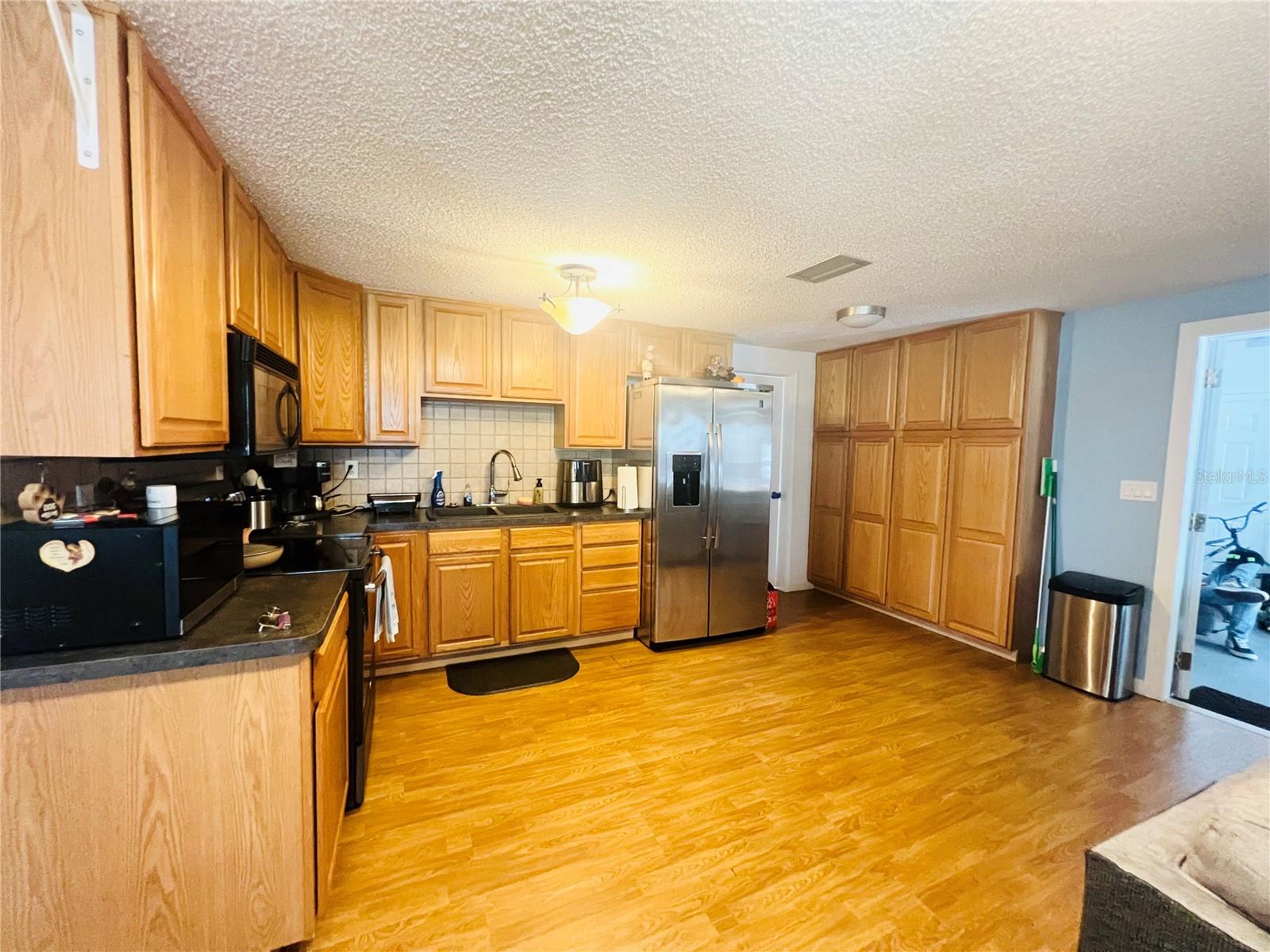 HILLANDALE - Residential