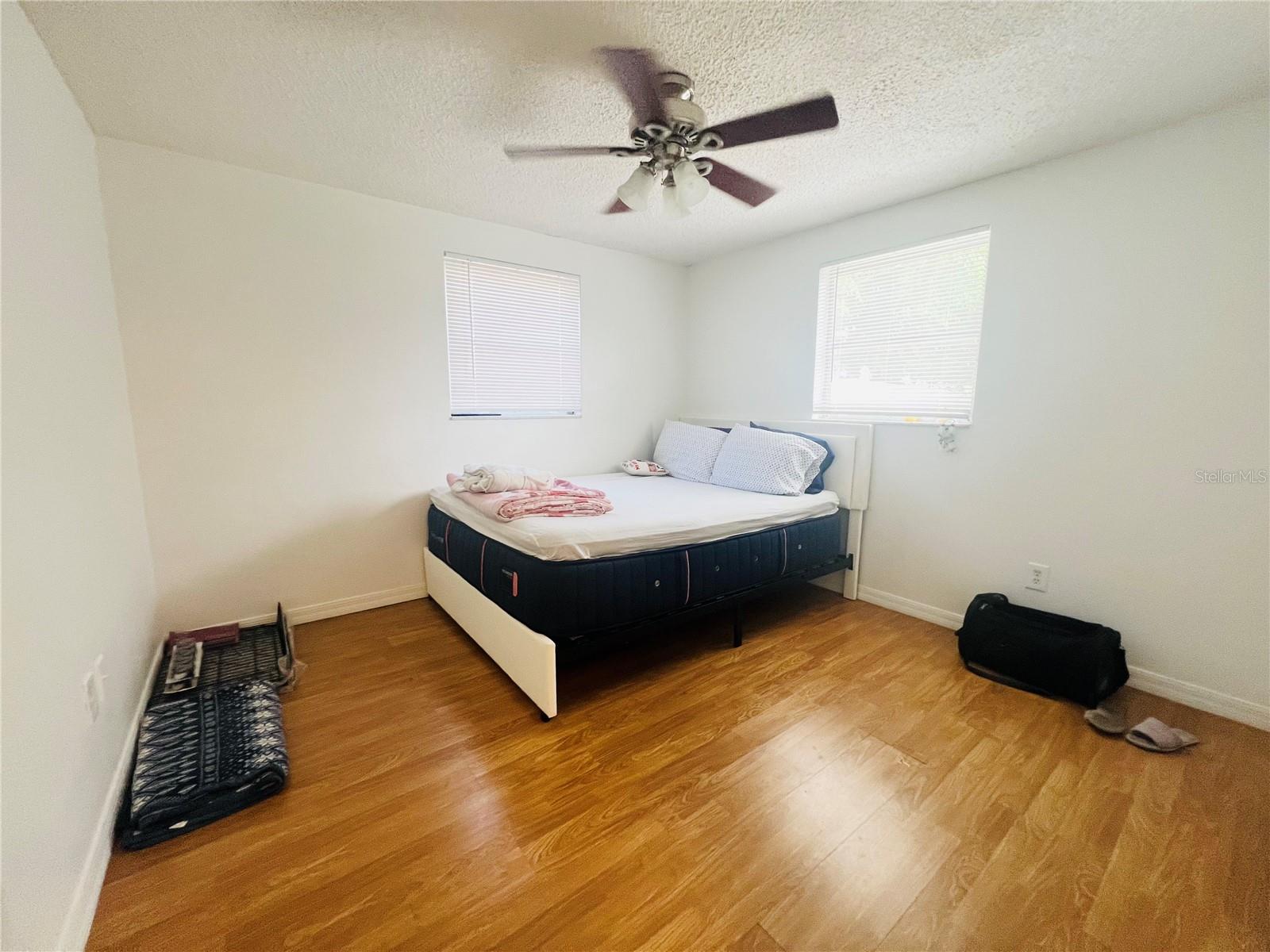 HILLANDALE - Residential