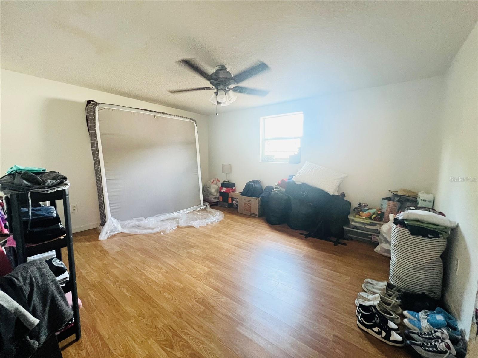 HILLANDALE - Residential