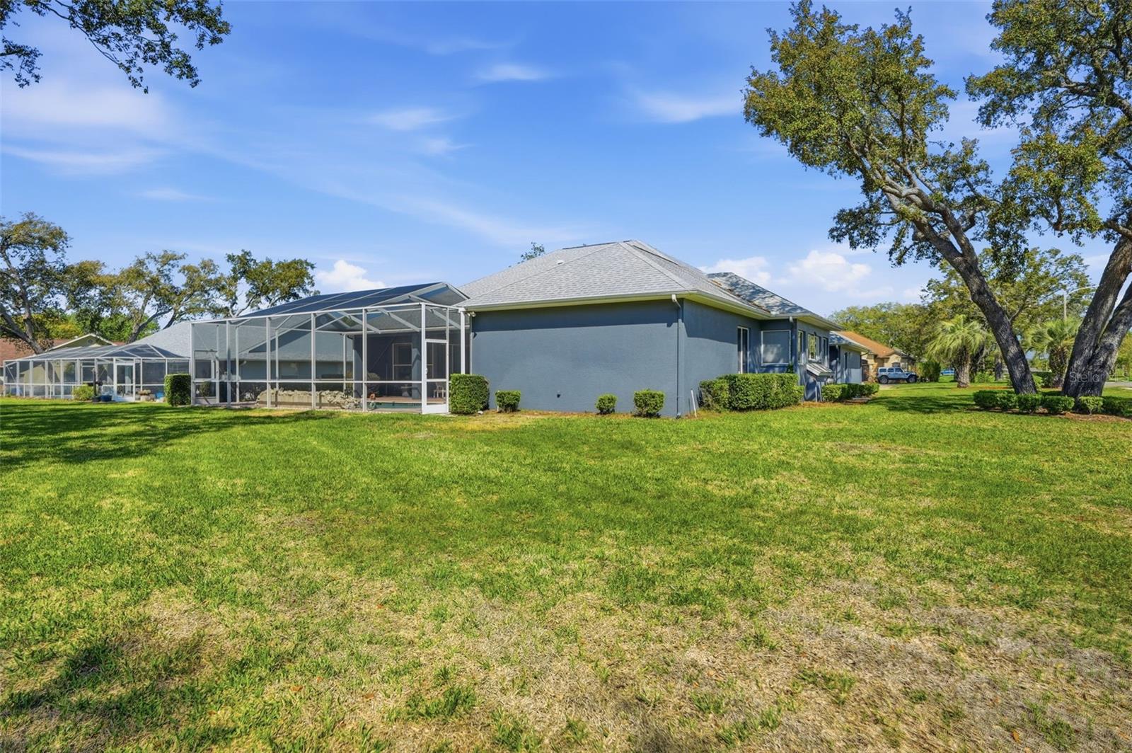 AUTUMN OAKS - Residential