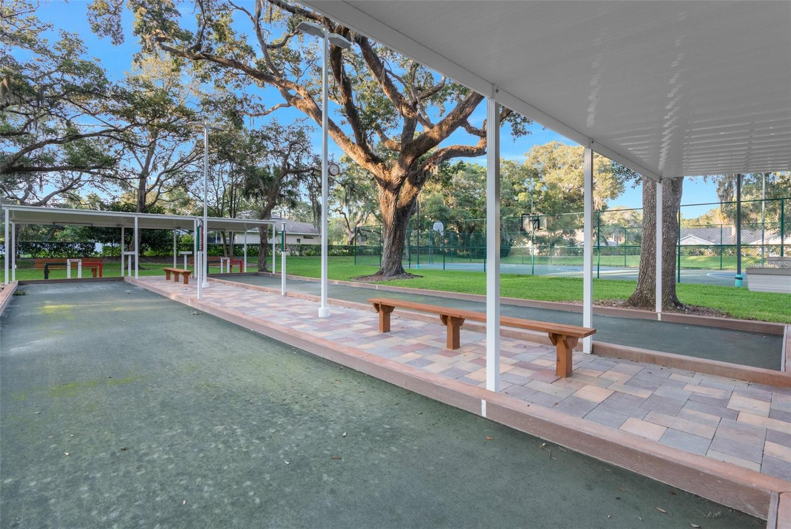 AUTUMN OAKS - Residential