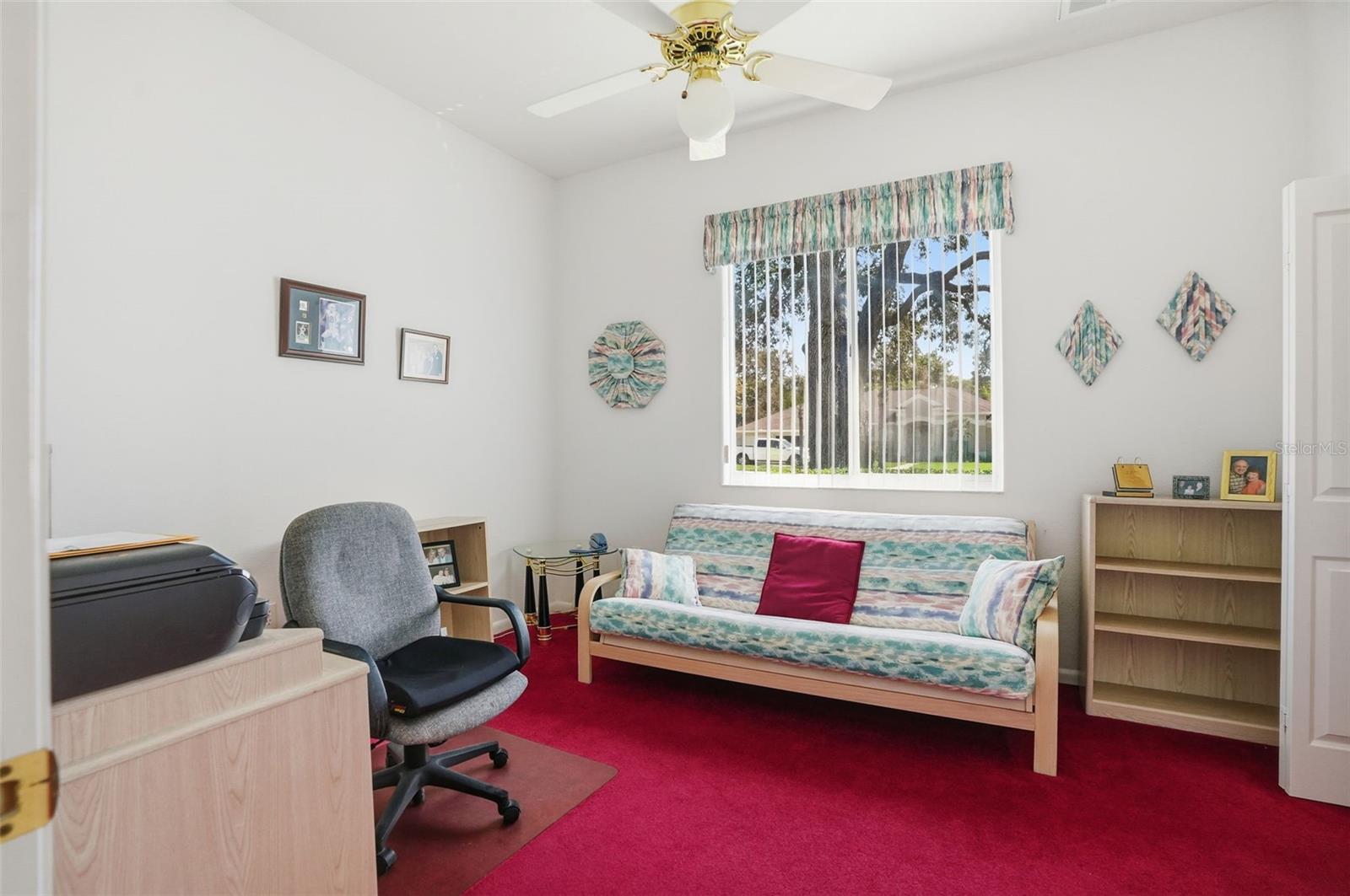 AUTUMN OAKS - Residential