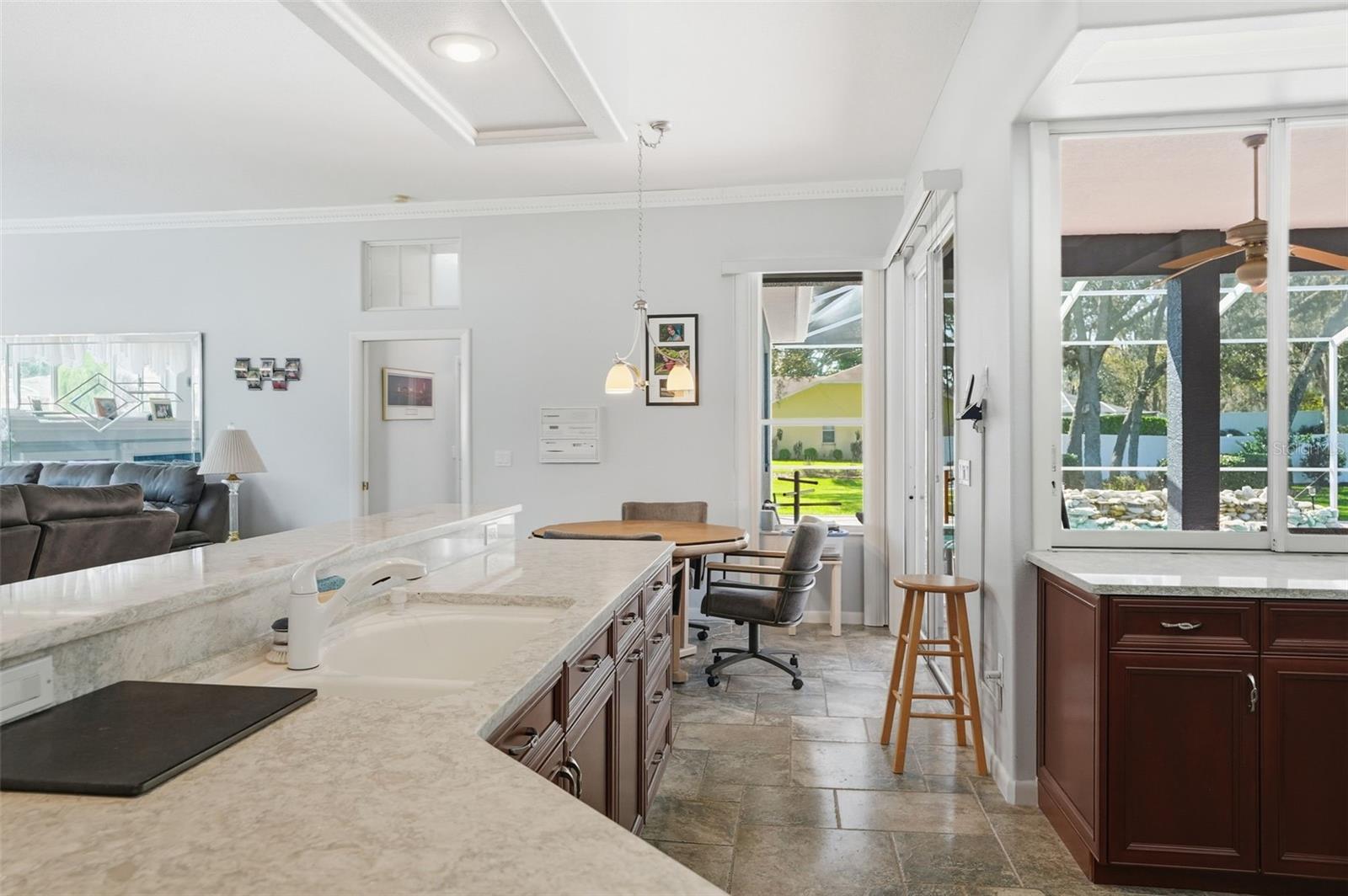 AUTUMN OAKS - Residential