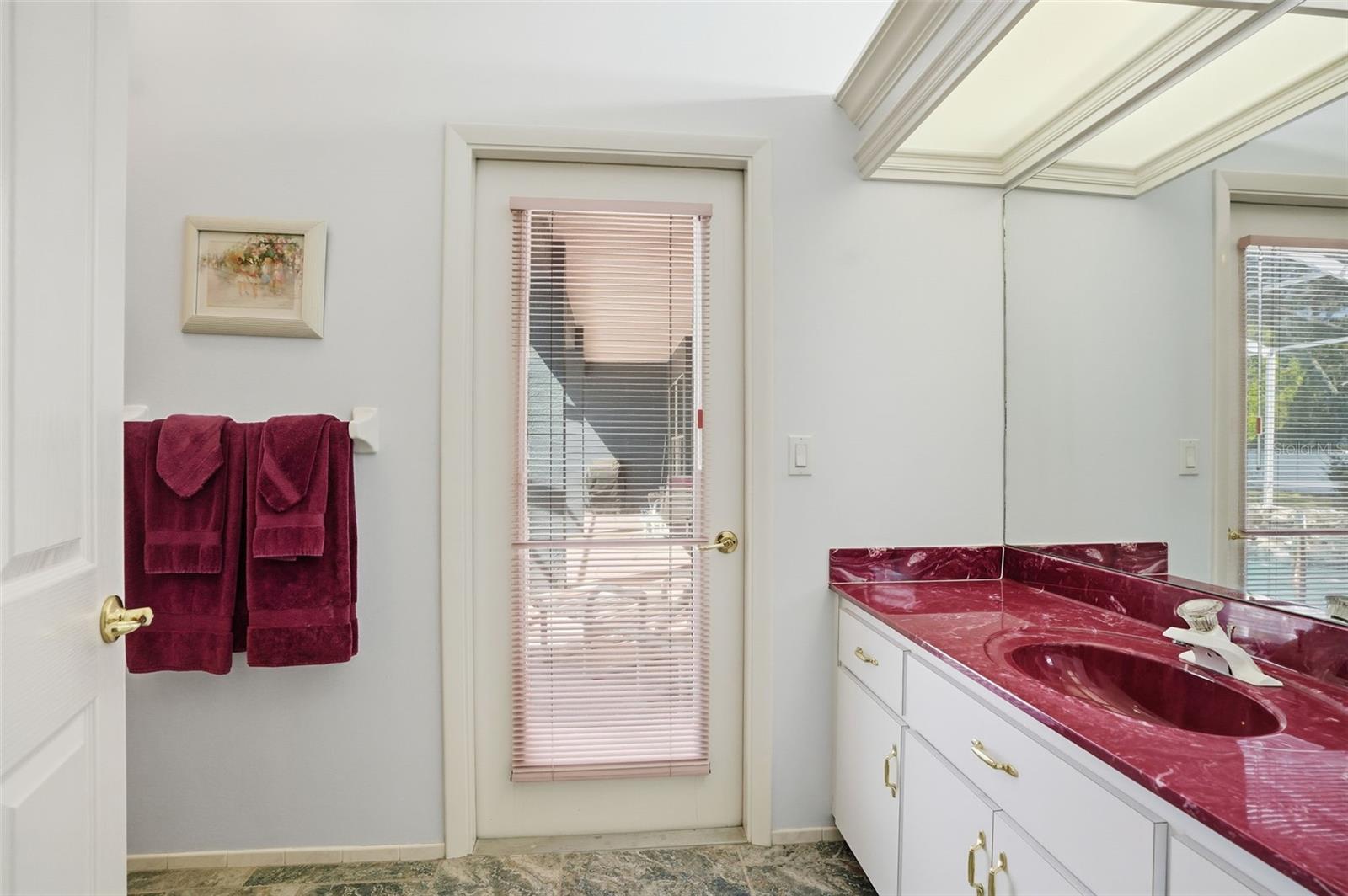 AUTUMN OAKS - Residential