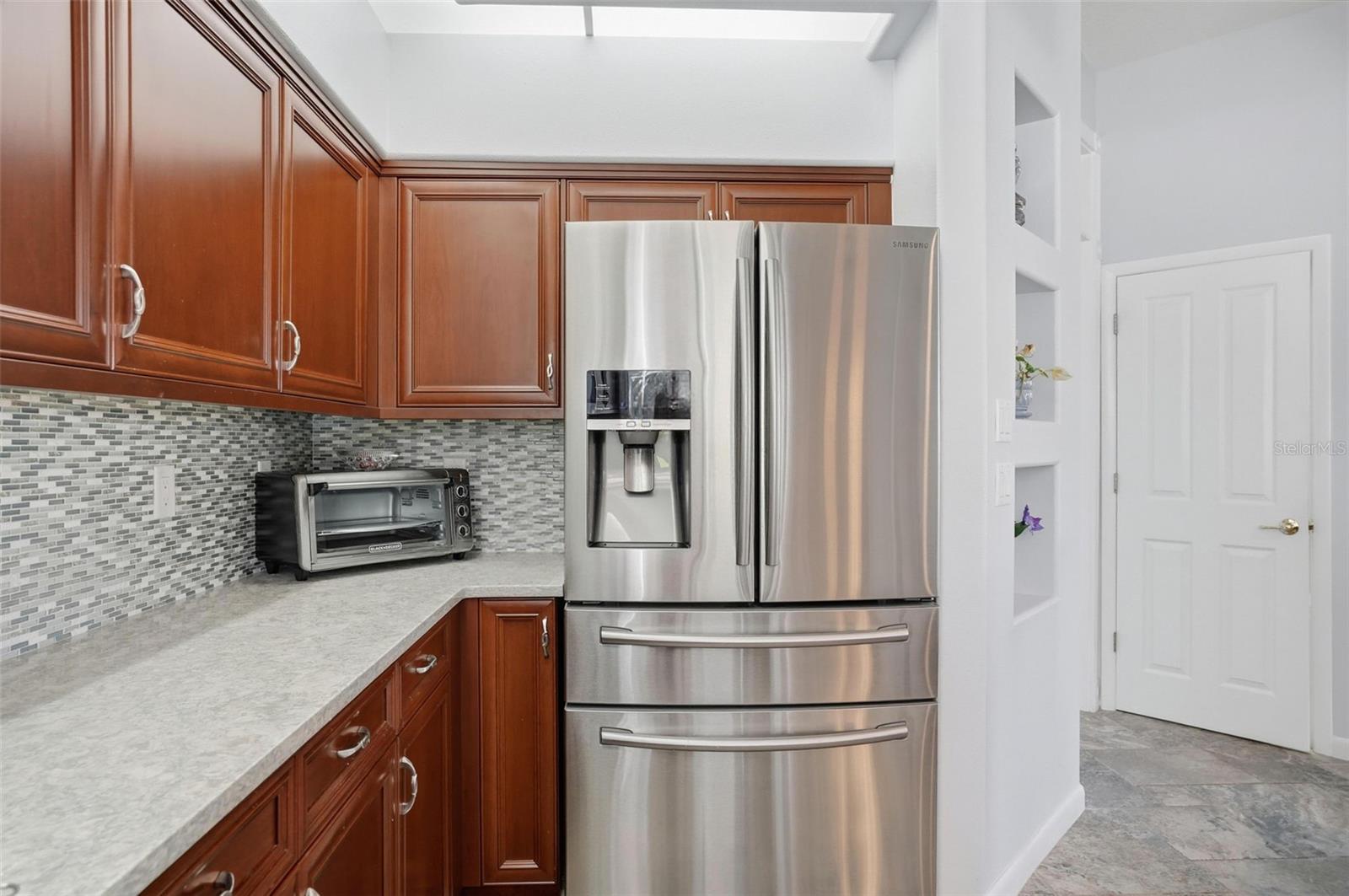 AUTUMN OAKS - Residential