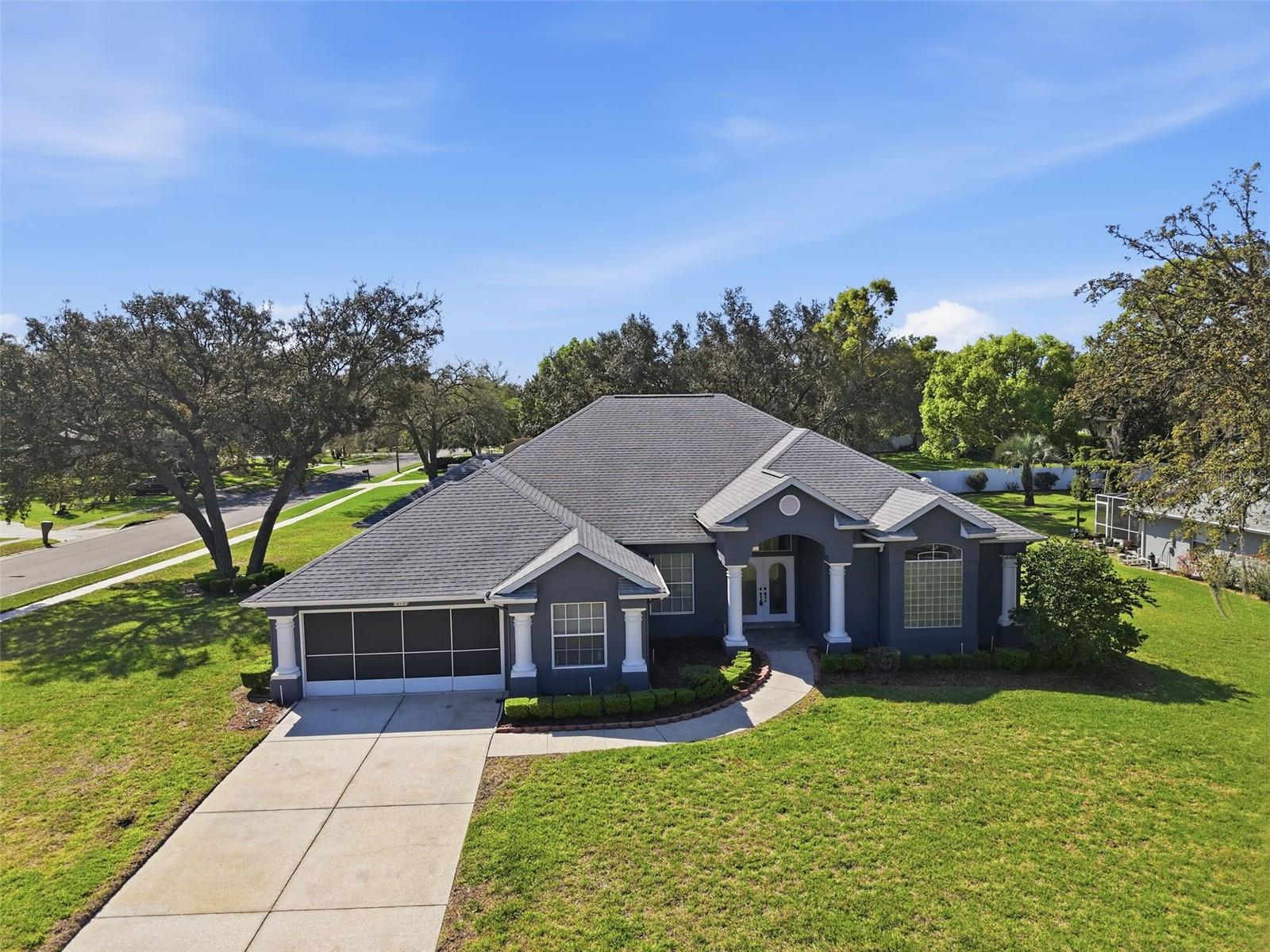 AUTUMN OAKS - Residential