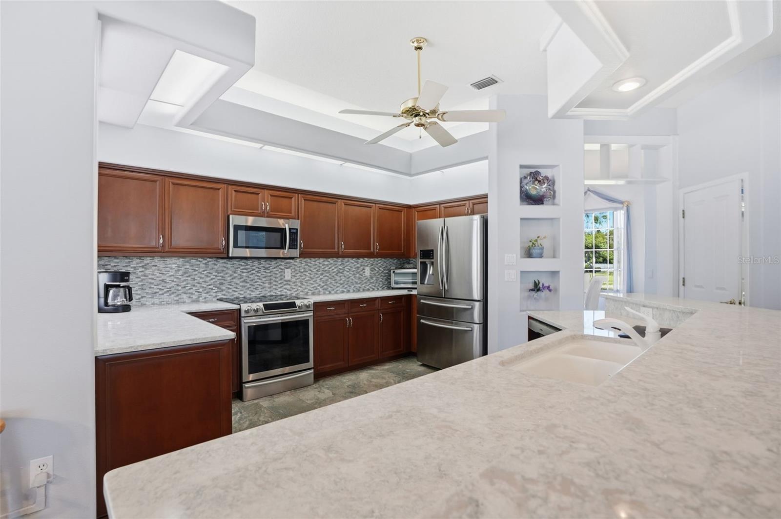 AUTUMN OAKS - Residential