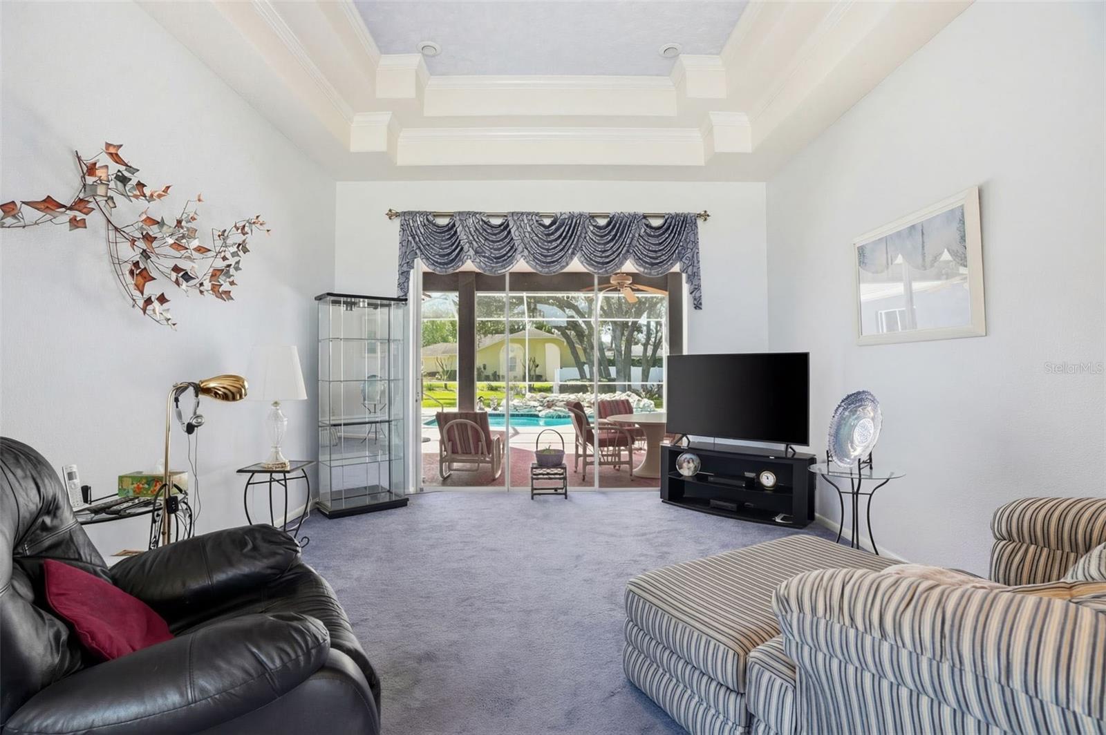 AUTUMN OAKS - Residential