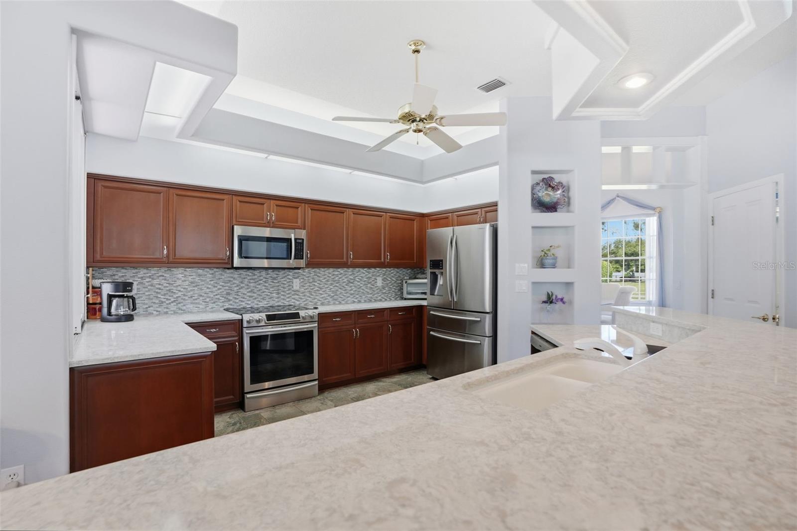 AUTUMN OAKS - Residential