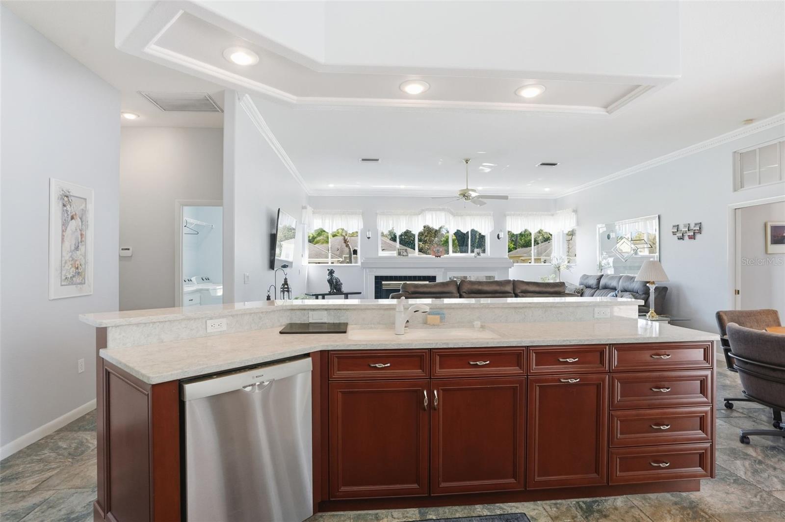 AUTUMN OAKS - Residential