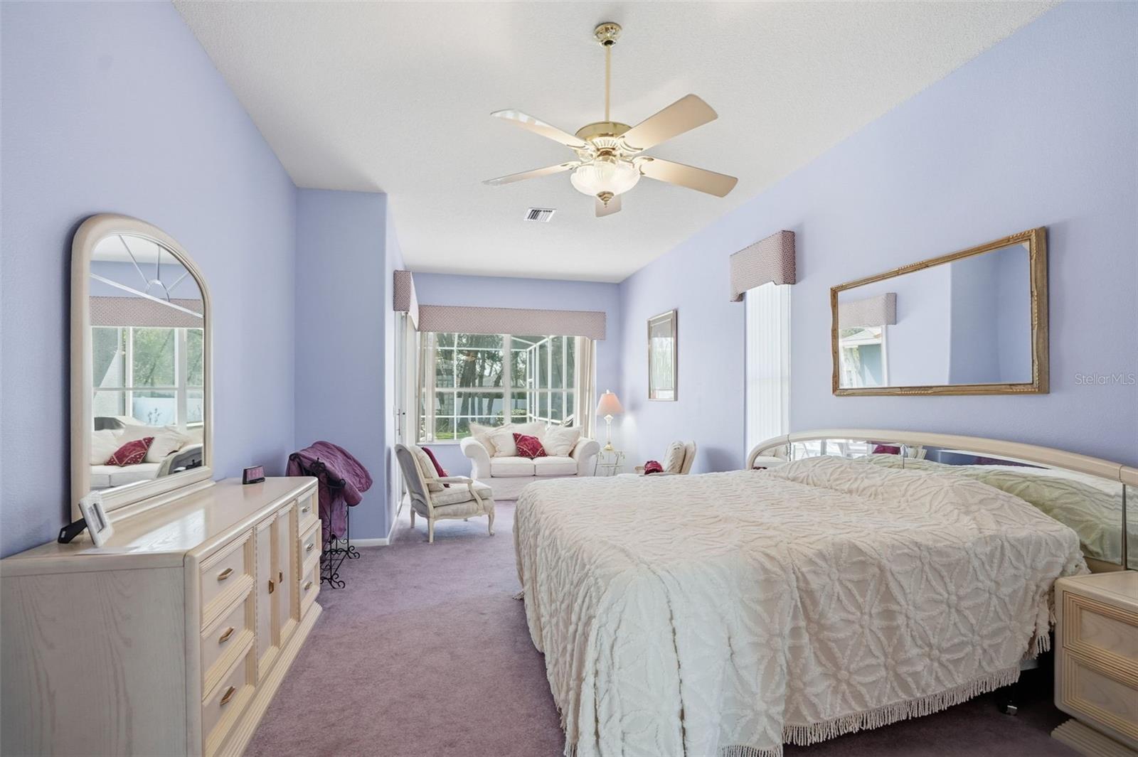 AUTUMN OAKS - Residential