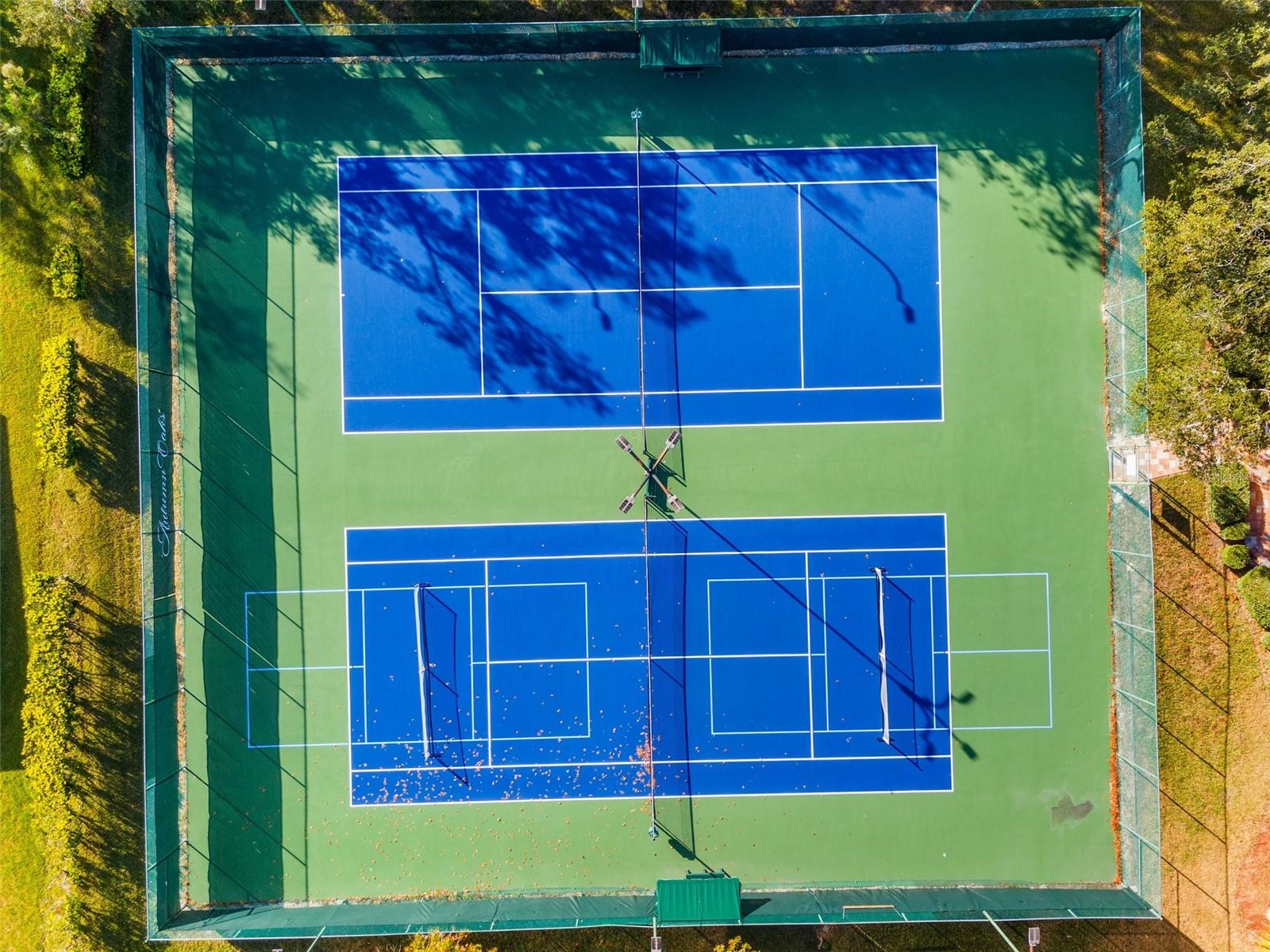 AUTUMN OAKS - Residential