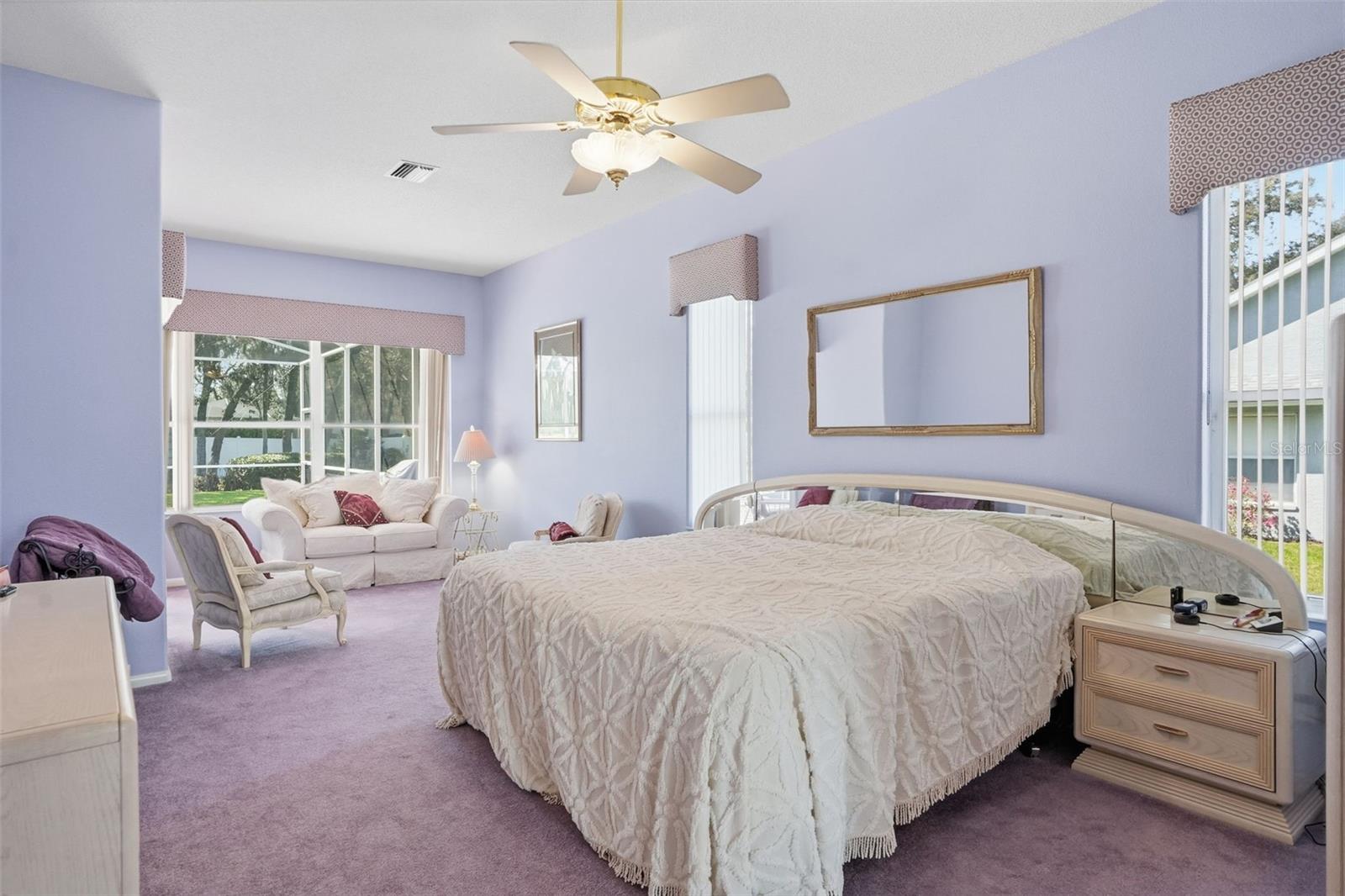 AUTUMN OAKS - Residential