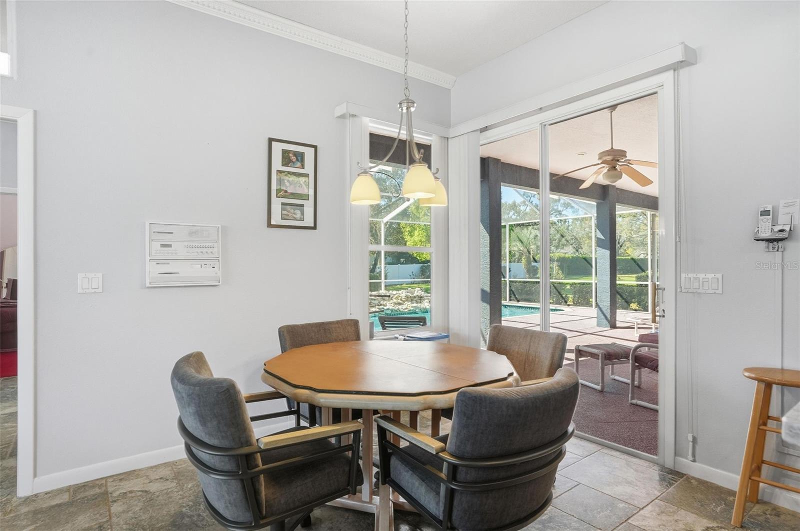 AUTUMN OAKS - Residential