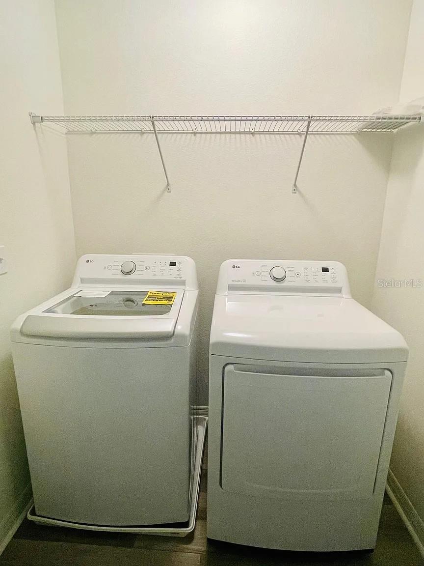 LANDINGS AT RIVERBEND - Residential Lease