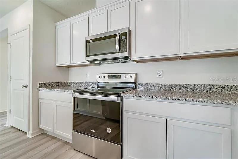 LANDINGS AT RIVERBEND - Residential Lease