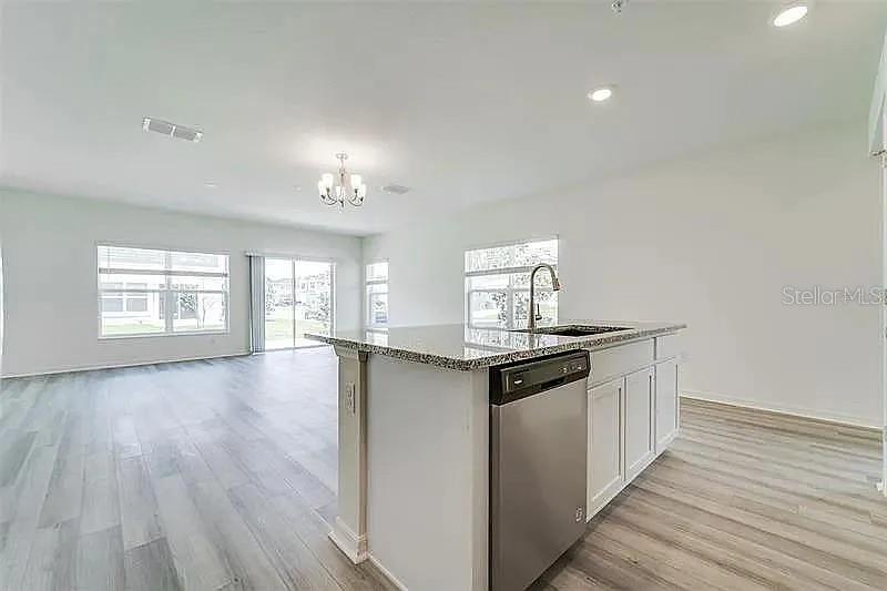 LANDINGS AT RIVERBEND - Residential Lease