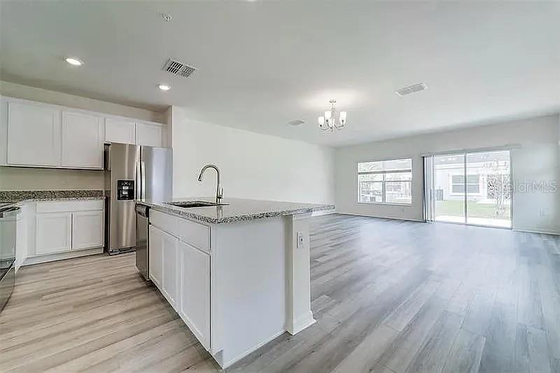 LANDINGS AT RIVERBEND - Residential Lease