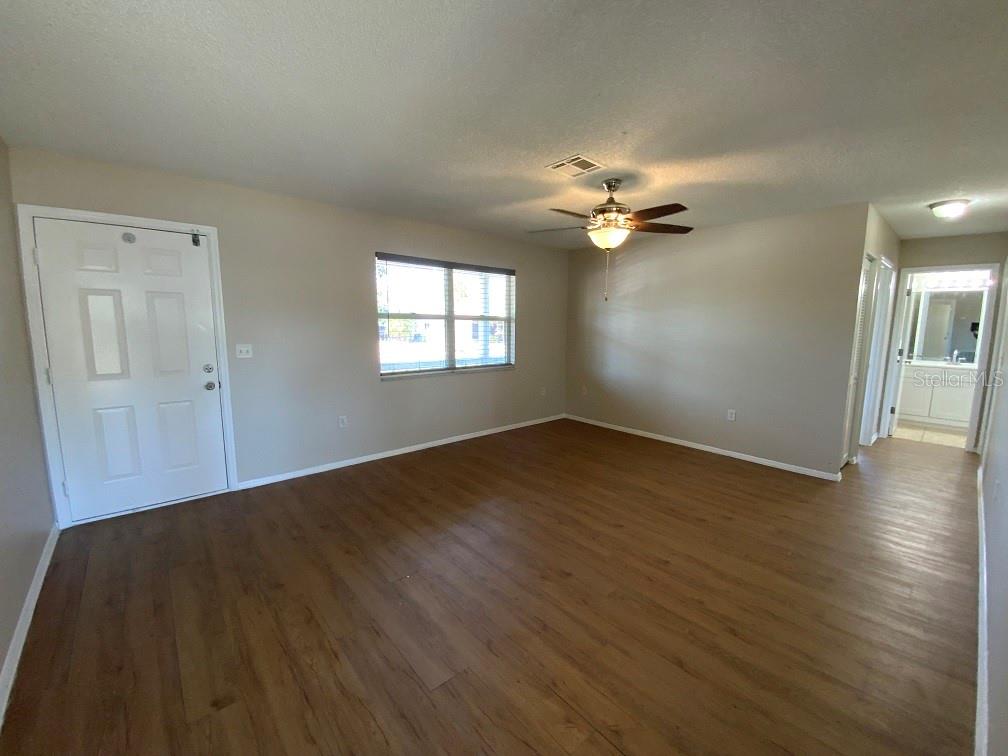 SOUTH VENICE - Residential