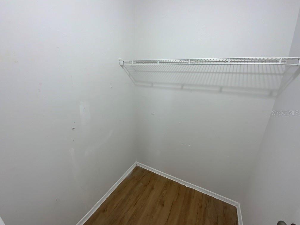 SOUTH VENICE - Residential