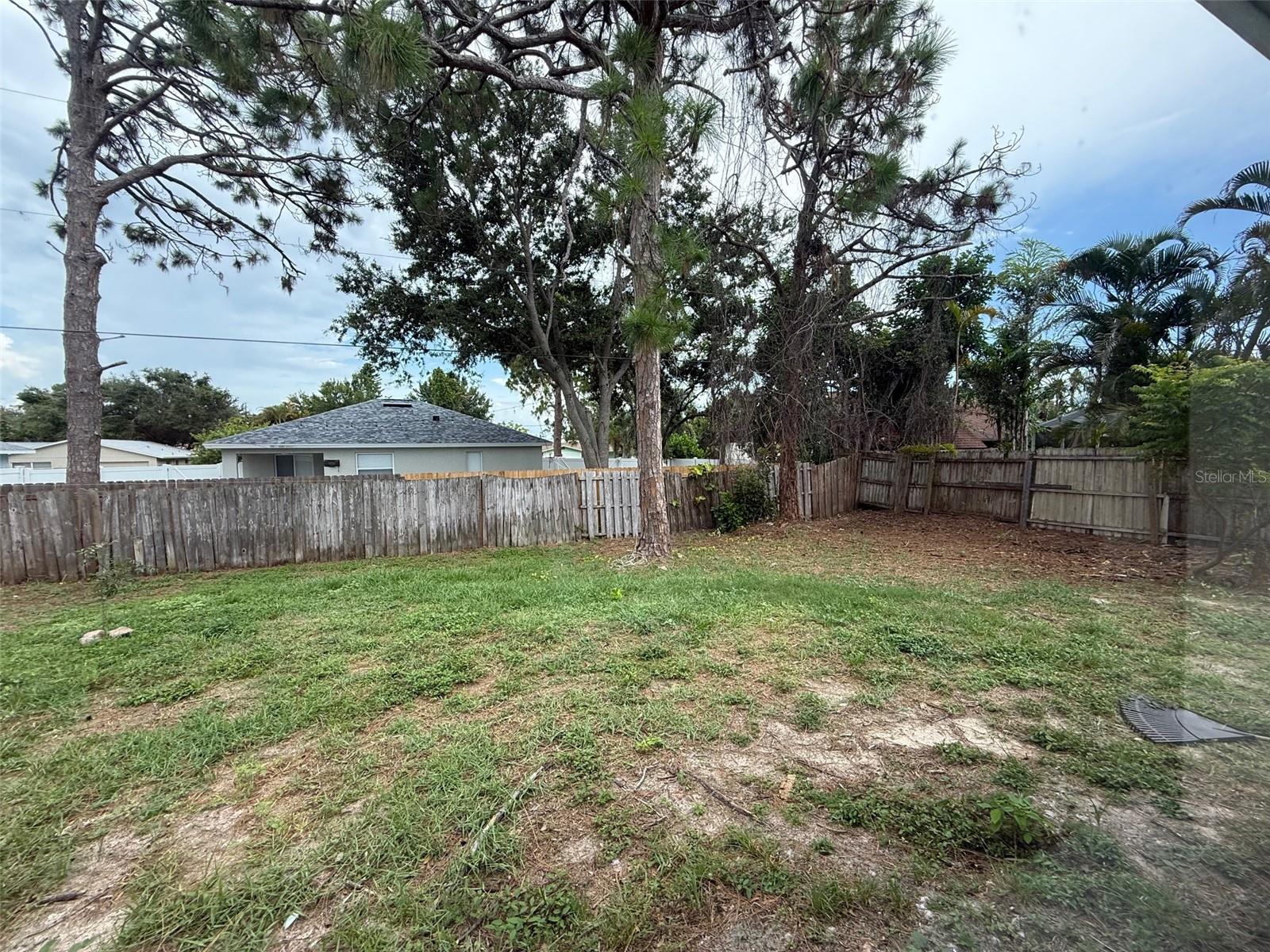 SOUTH VENICE - Residential