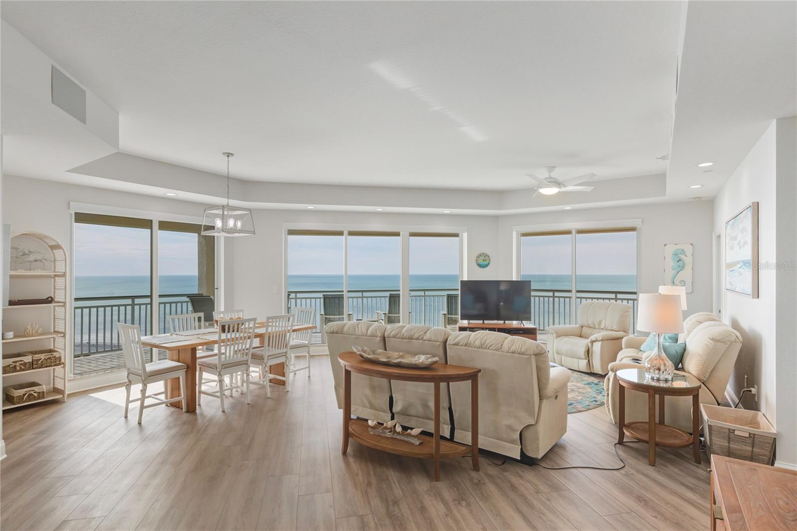 GRANDE ON SAND KEY - Residential