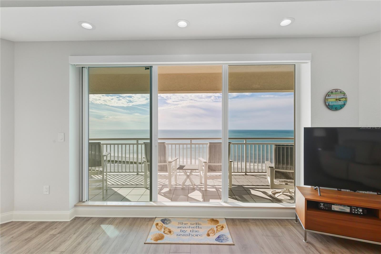 GRANDE ON SAND KEY - Residential