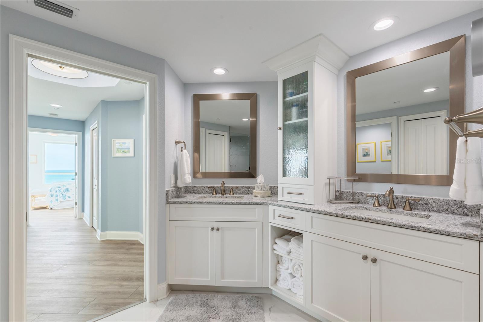 GRANDE ON SAND KEY - Residential