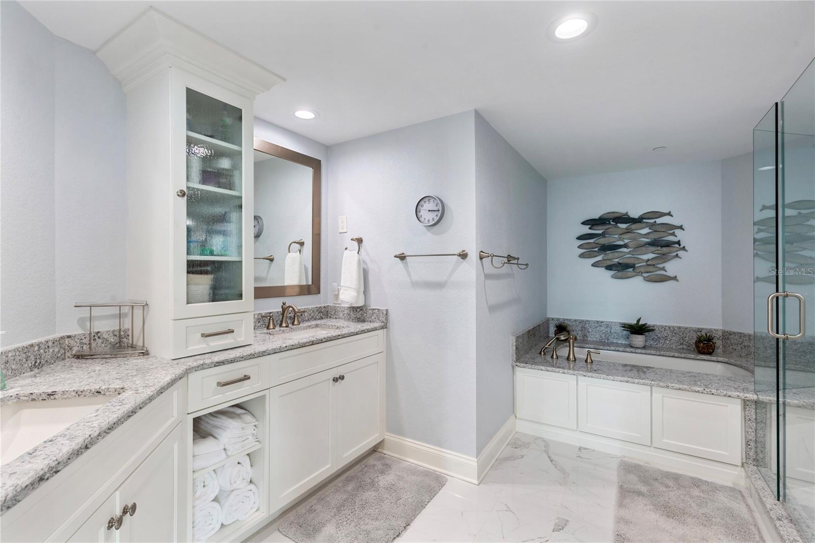 GRANDE ON SAND KEY - Residential