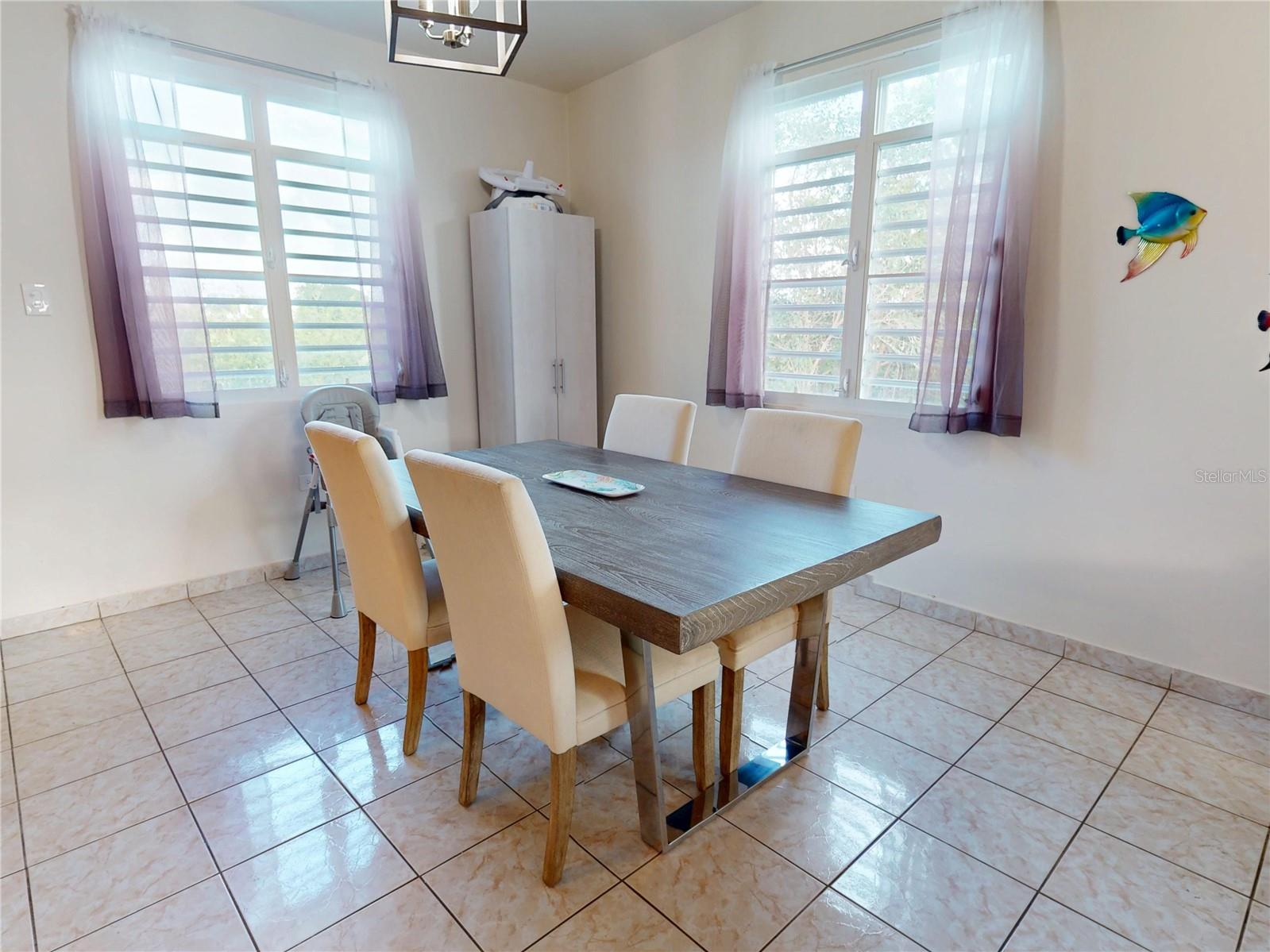 SOLAR 3 CALLE ARCHIPIELAGO - Residential