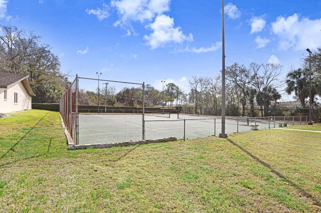 KIMBERLEA CONDO 04 - Residential