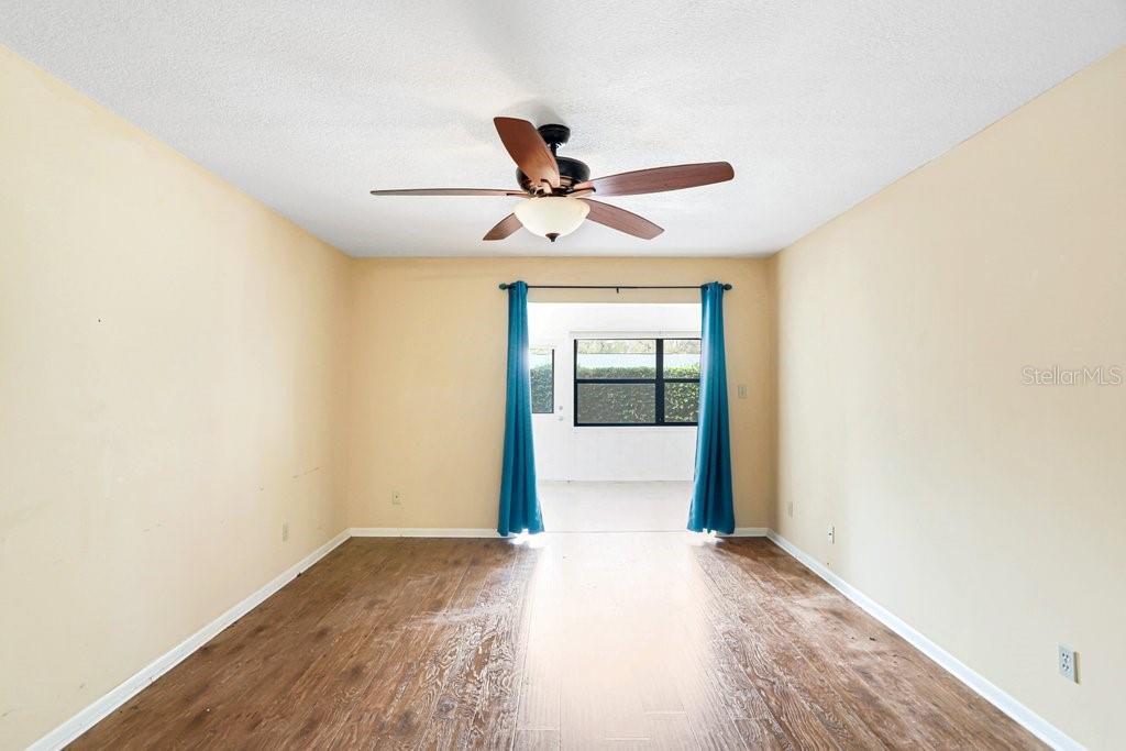 KIMBERLEA CONDO 04 - Residential