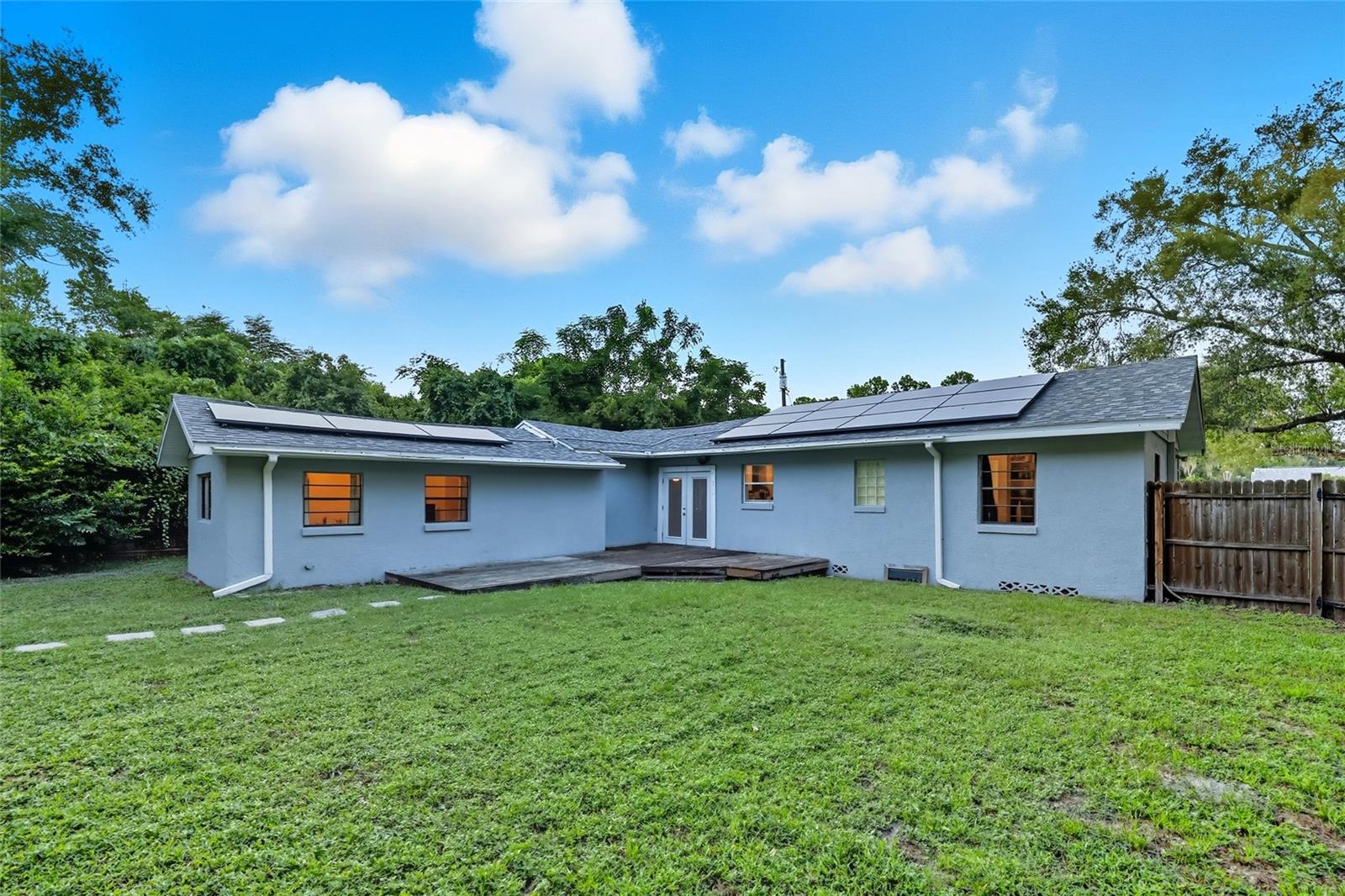 PLANTATION ESTATES UNIT 01 - Residential