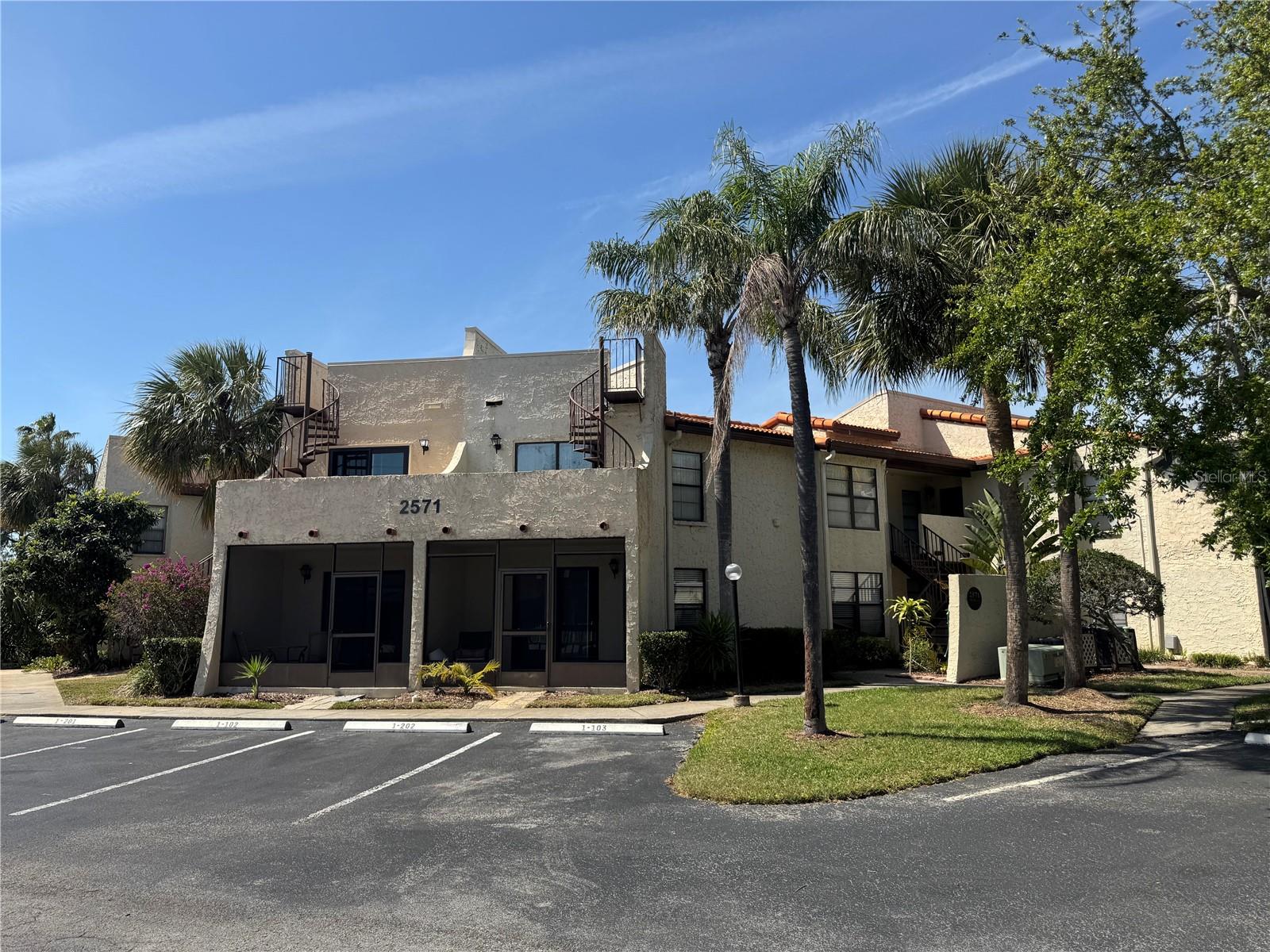 2571 CYPRUS DRIVE 1-102