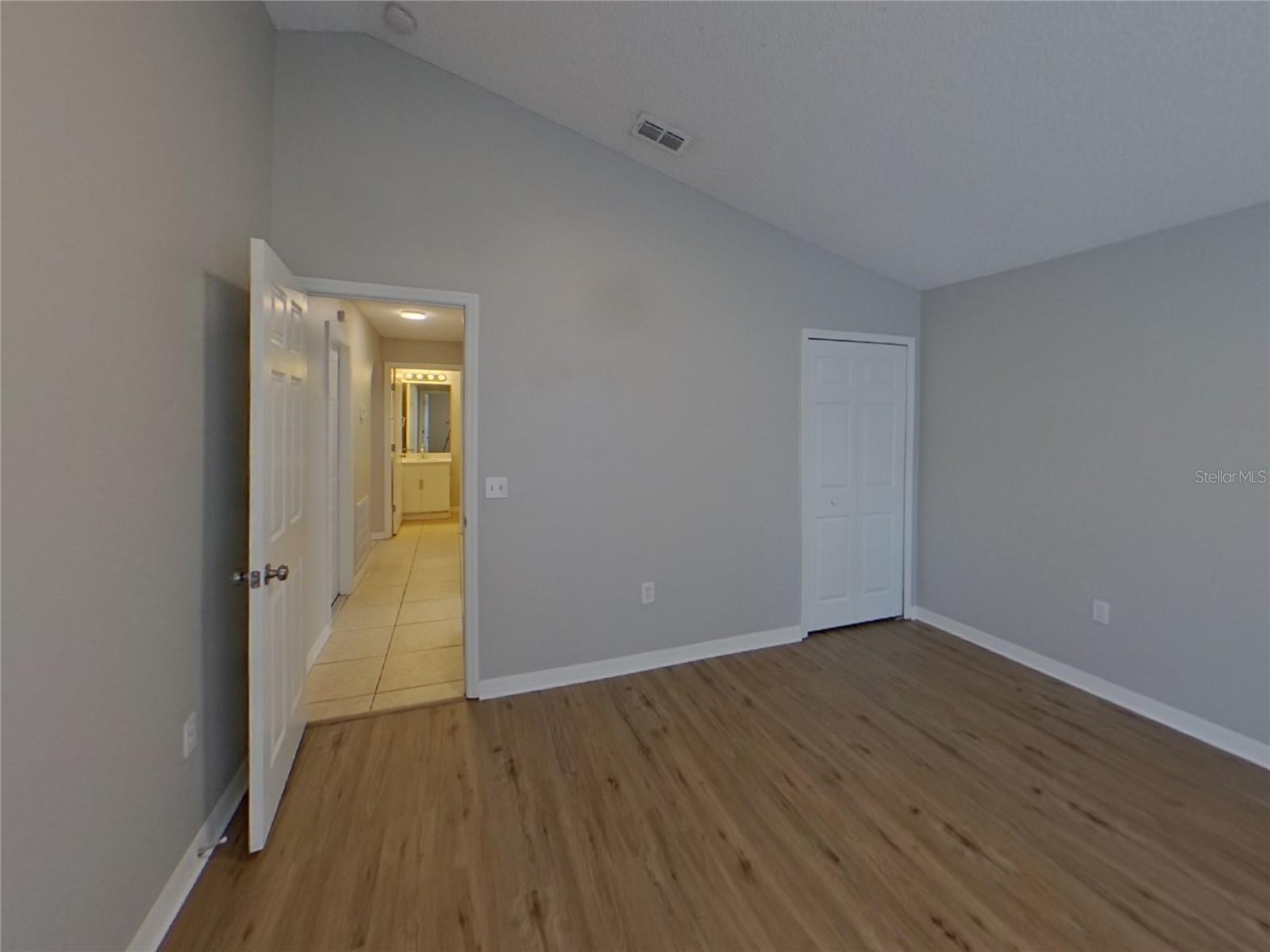 VILLAGES OF LAKE ST CHARLES PH - Residential Lease