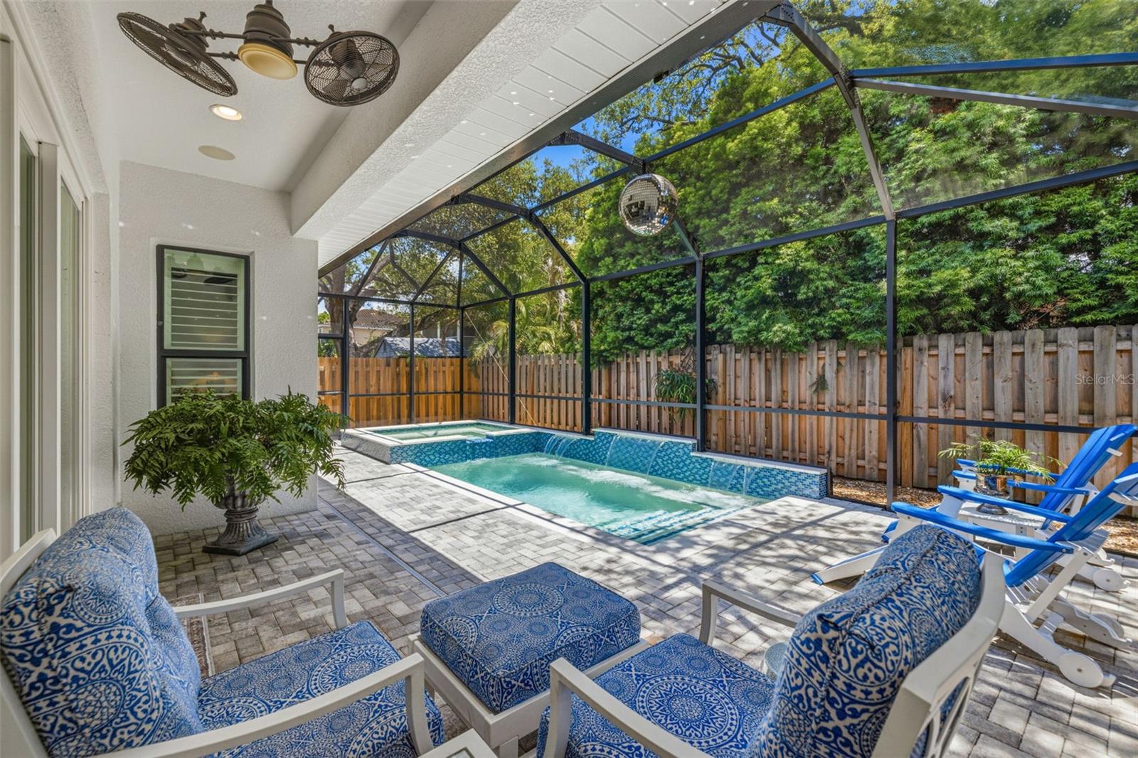 3210 W VILLA ROSA STREET