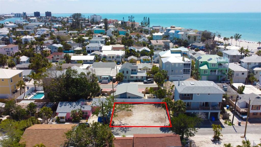 Photo of 117 92 Avenue, Treasure Island, FL 33706 (MLS # TB8484774)