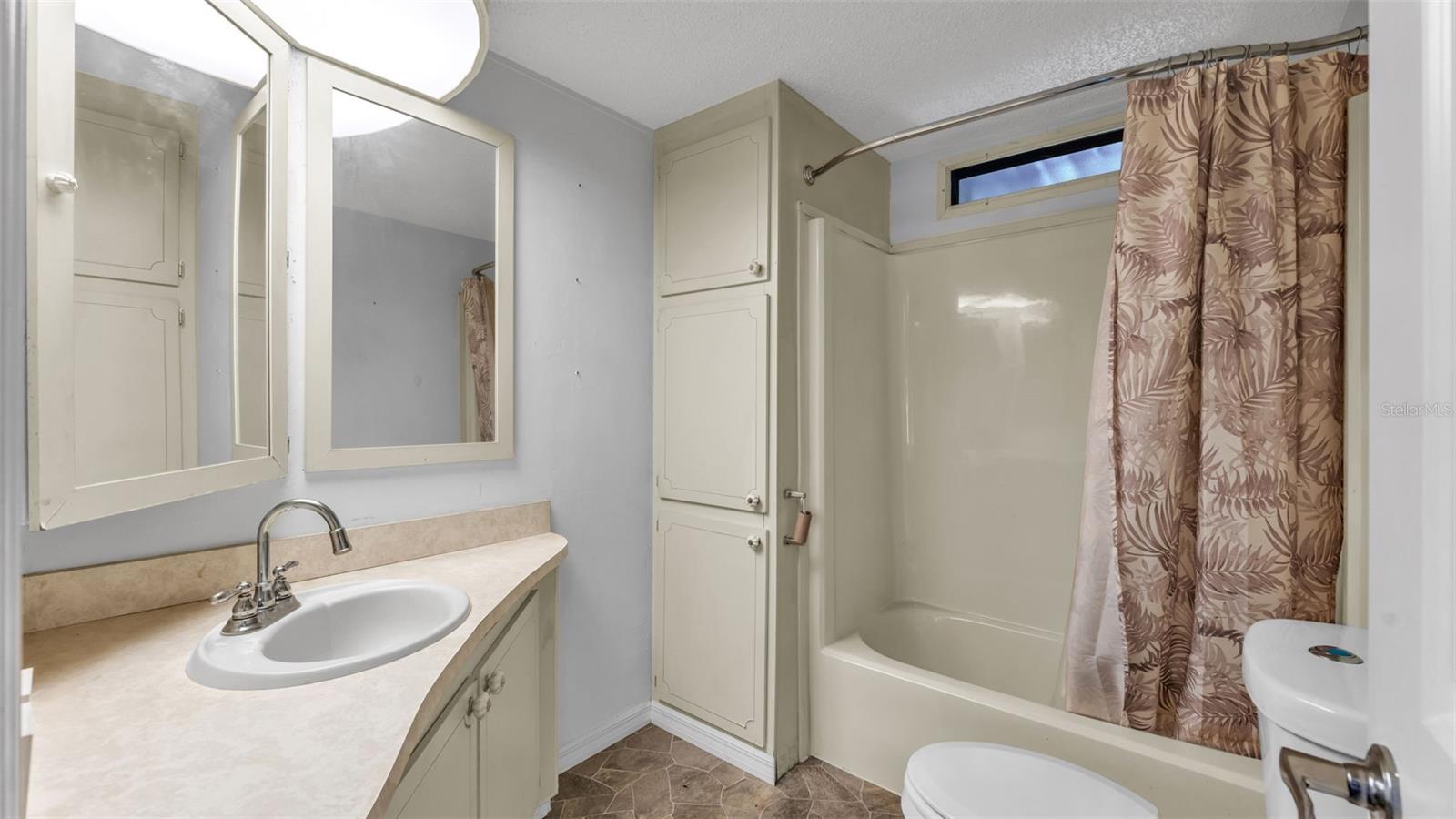 BROOKRIDGE COMM - Residential
