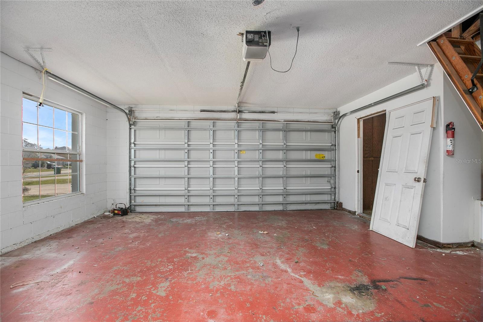 DELTONA LAKES UNIT 33 - Residential