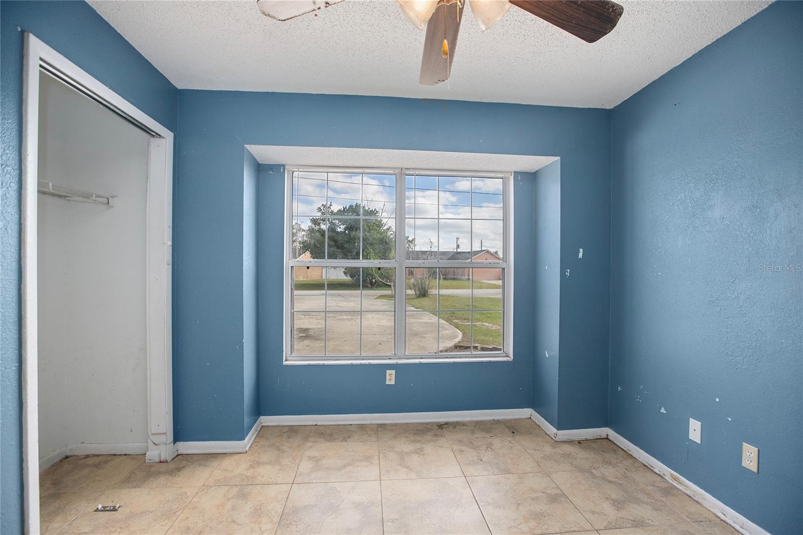 DELTONA LAKES UNIT 33 - Residential