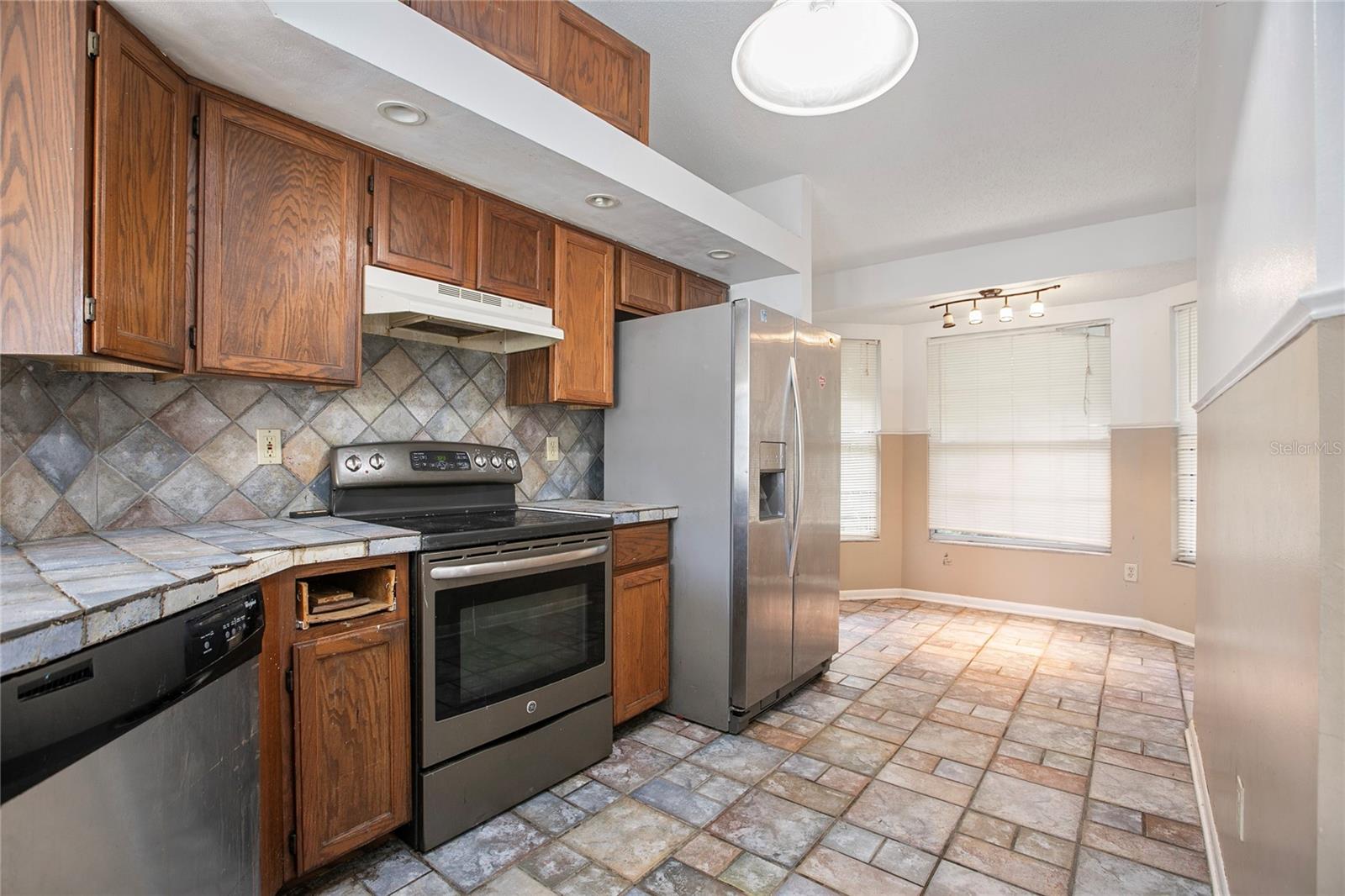 DELTONA LAKES UNIT 33 - Residential