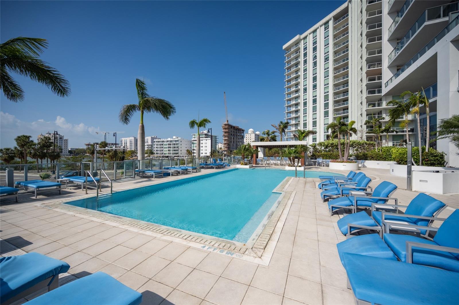 VUE SARASOTA BAY - Residential Lease