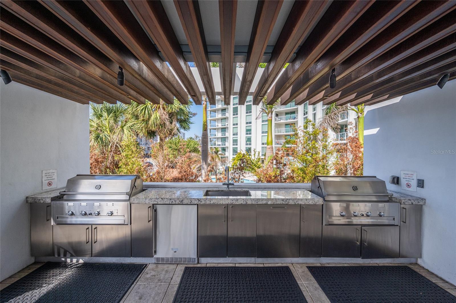 VUE SARASOTA BAY - Residential Lease