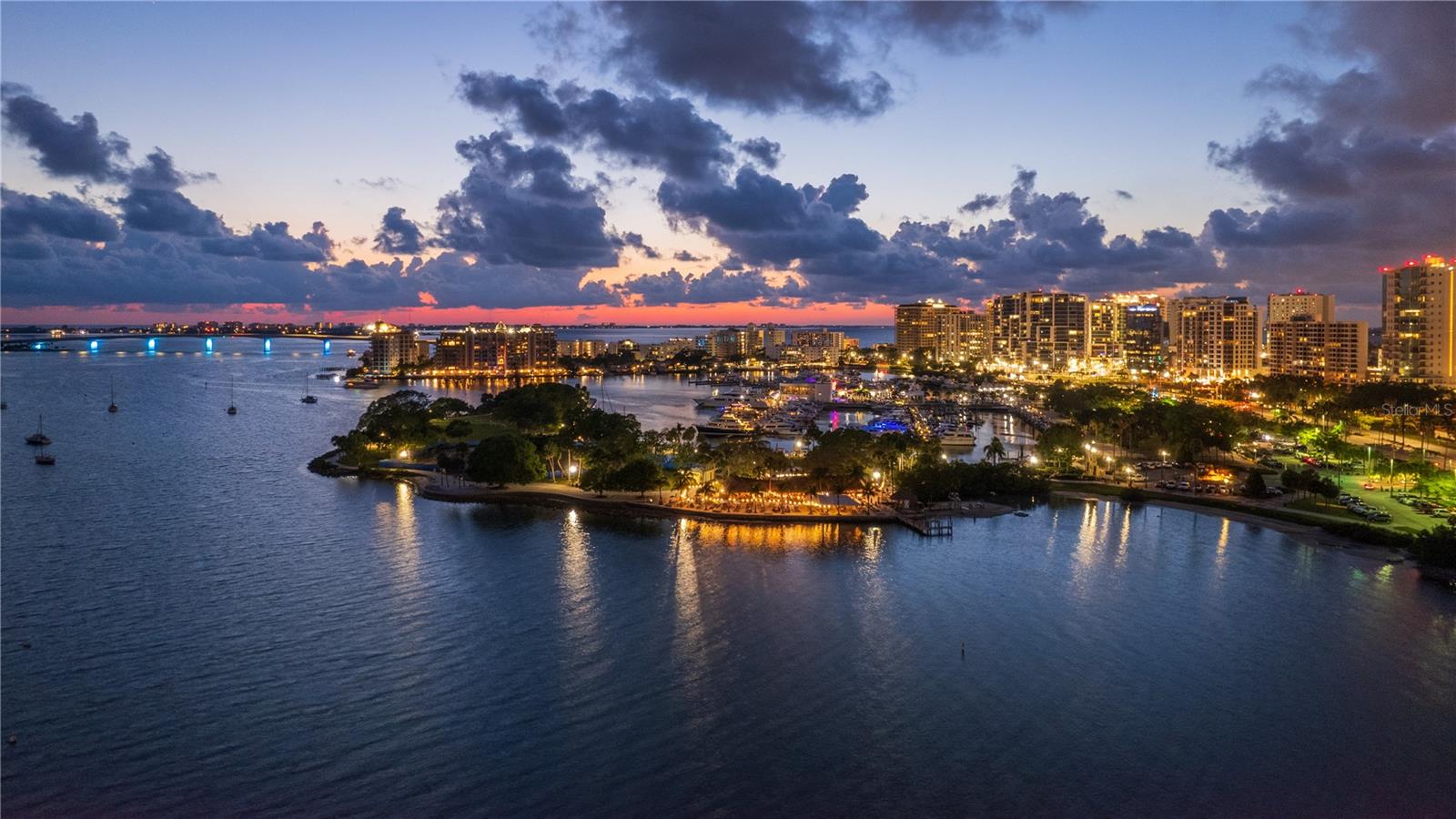 VUE SARASOTA BAY - Residential Lease