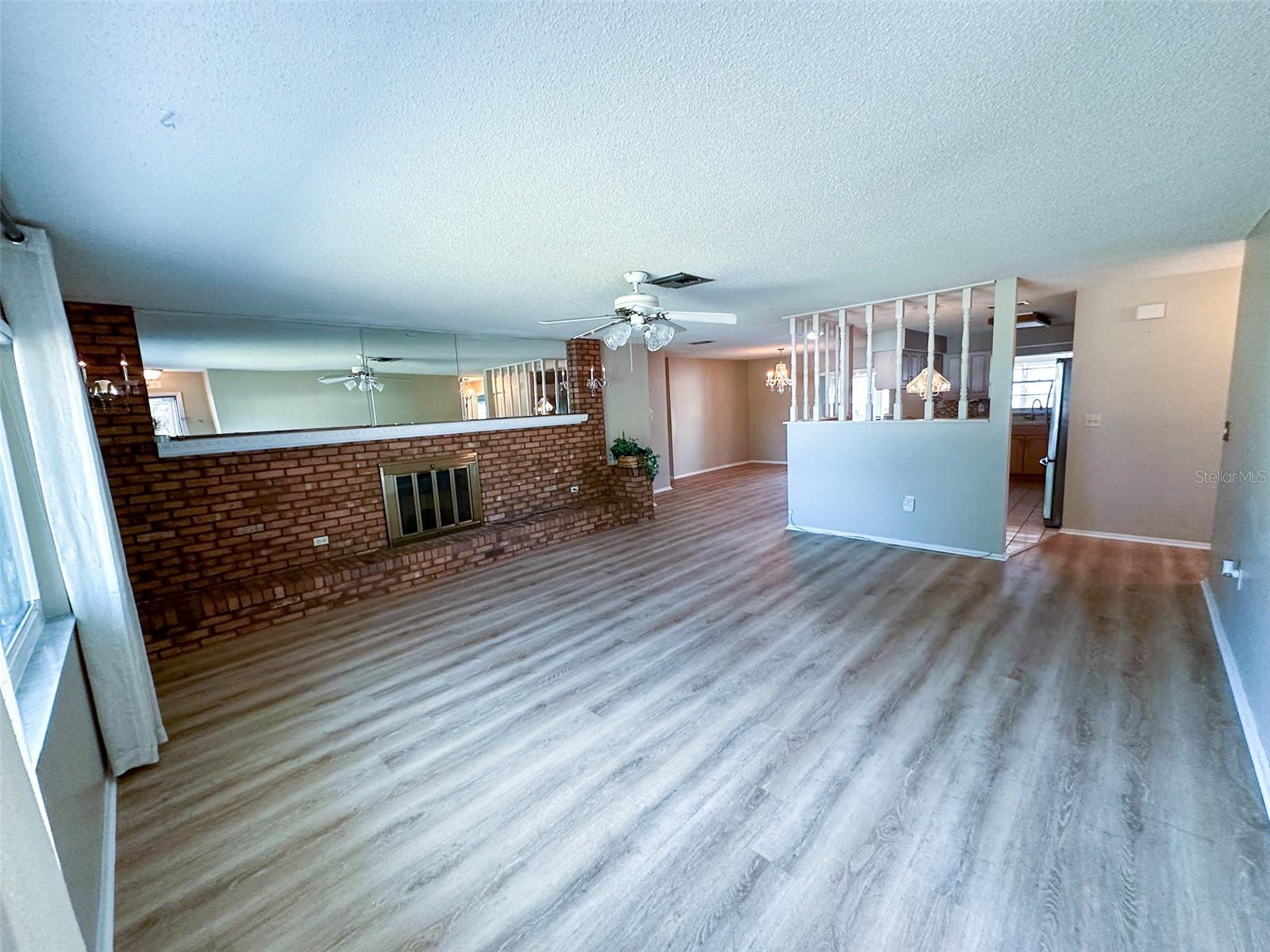 UNIVERSITY PINES - Residential