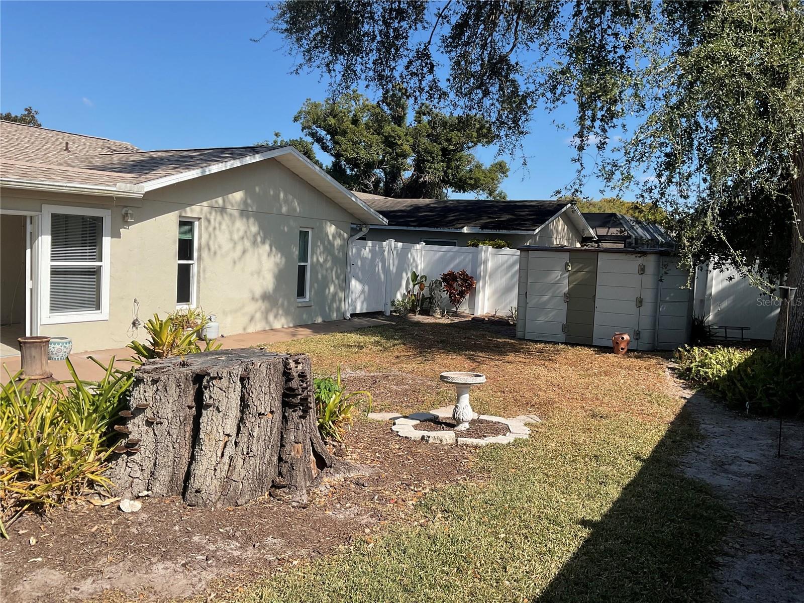 UNIVERSITY PINES - Residential