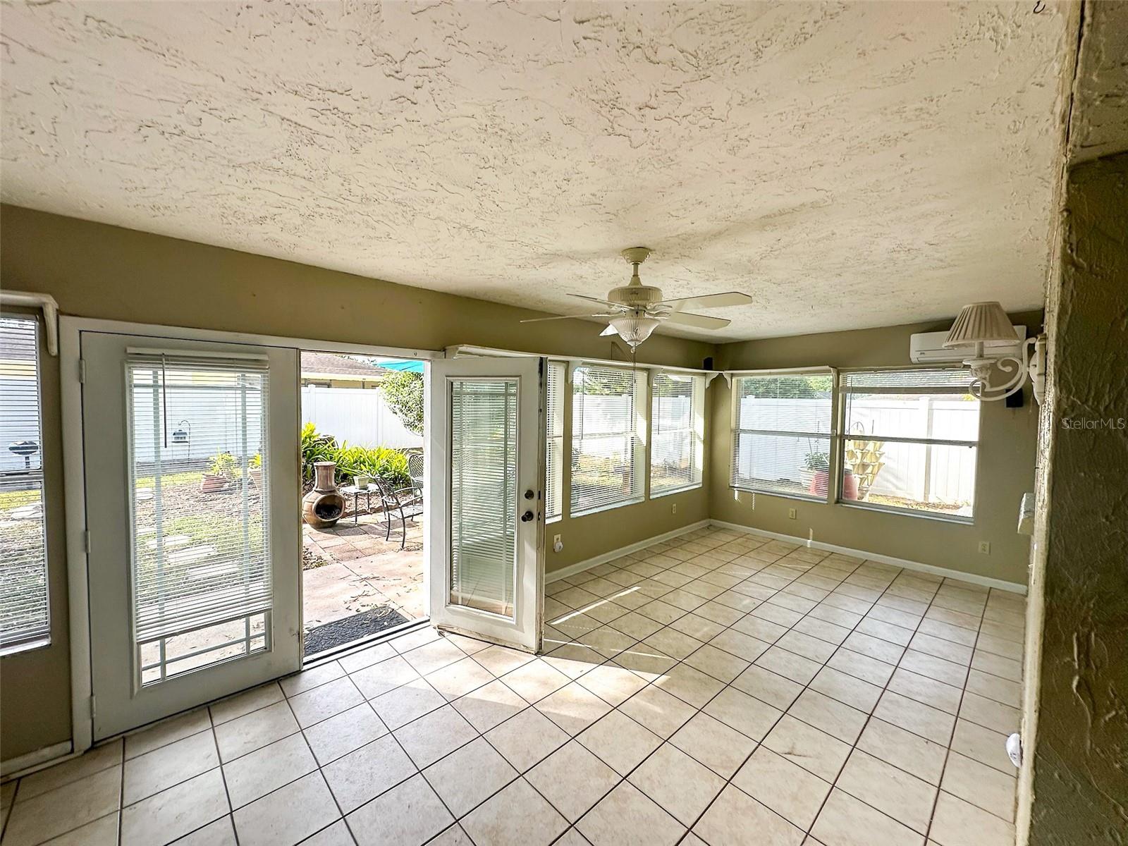 UNIVERSITY PINES - Residential