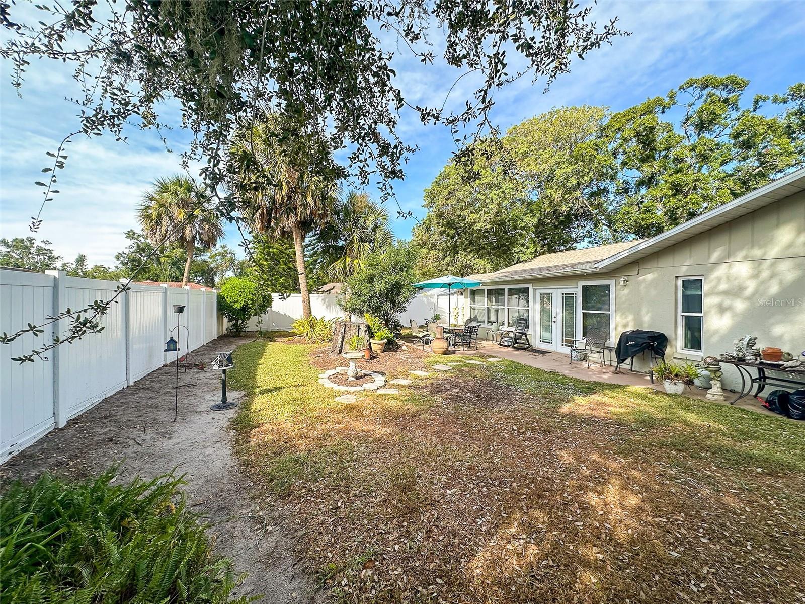 UNIVERSITY PINES - Residential