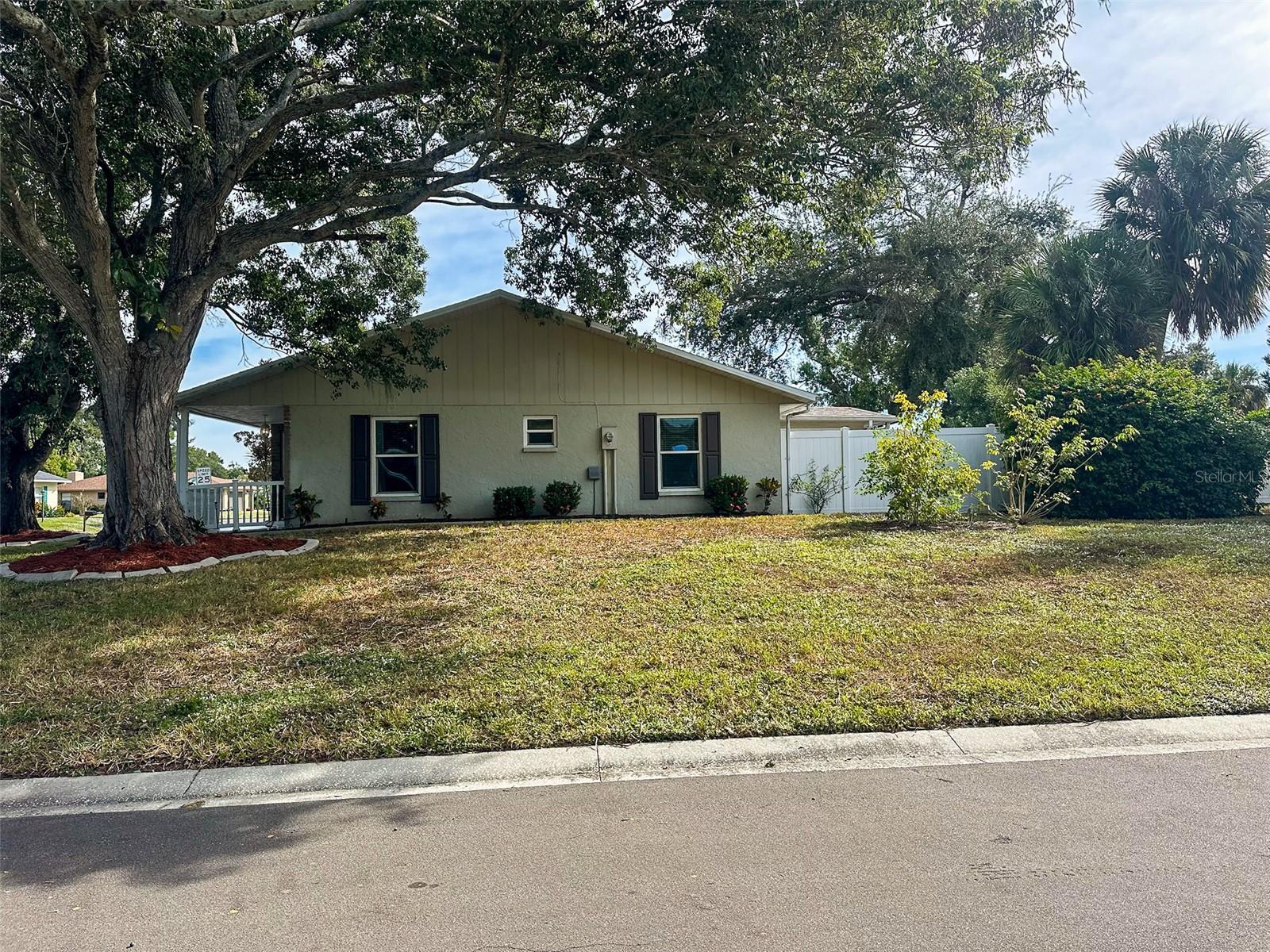 UNIVERSITY PINES - Residential