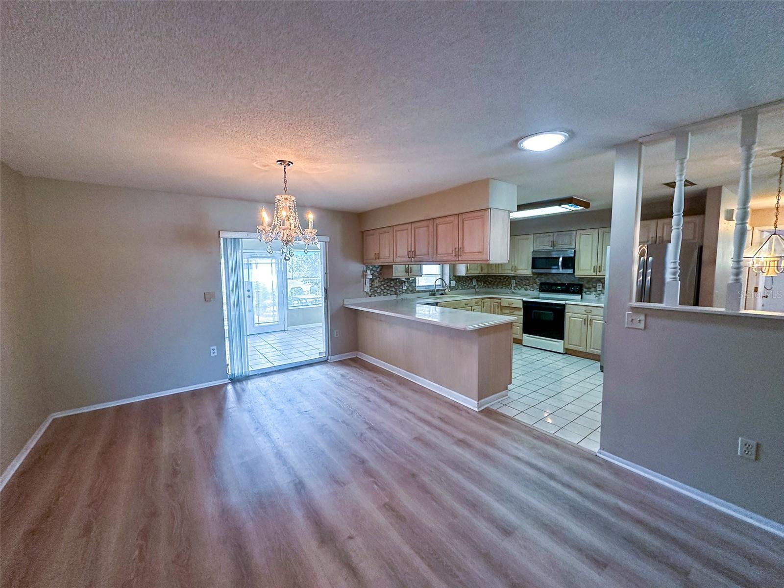 UNIVERSITY PINES - Residential